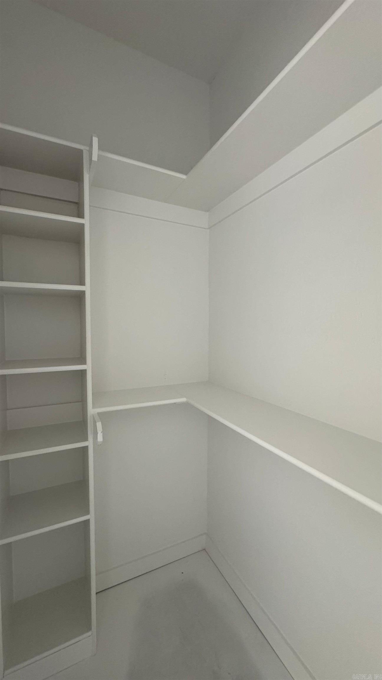 LA CALA ESTATES - Residential