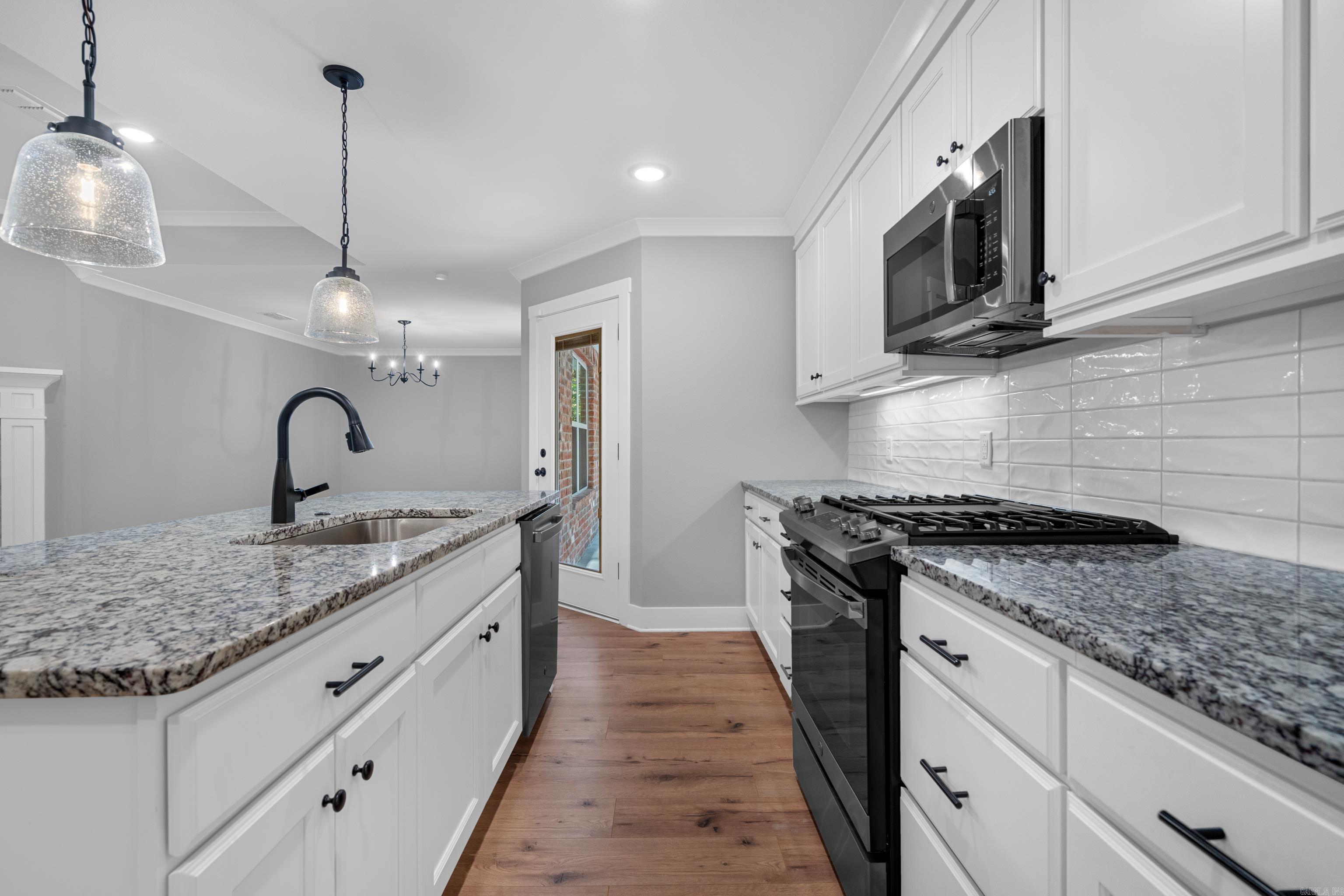 ESTRELLA - Residential