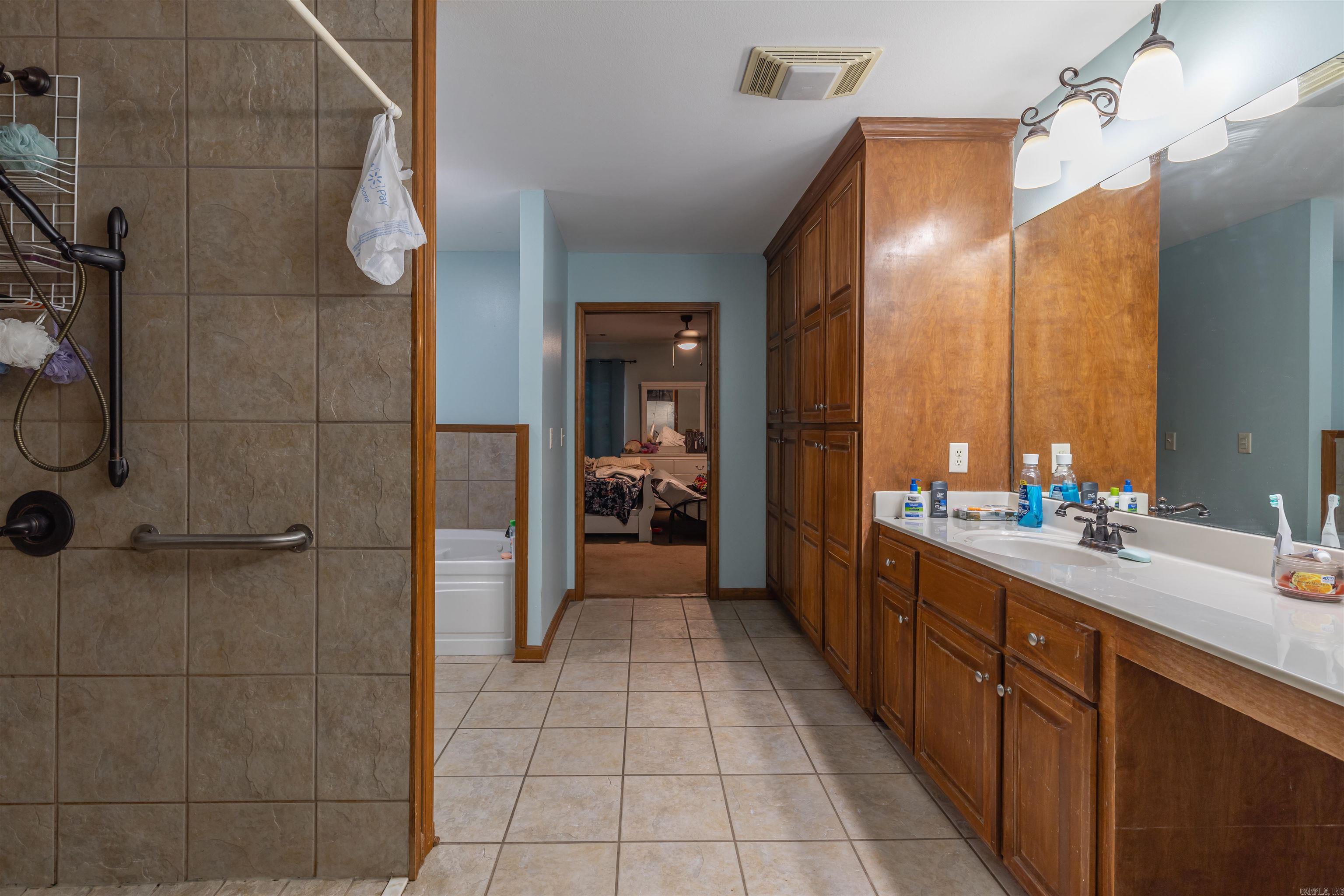 BEEBE OUTLOTS - Residential