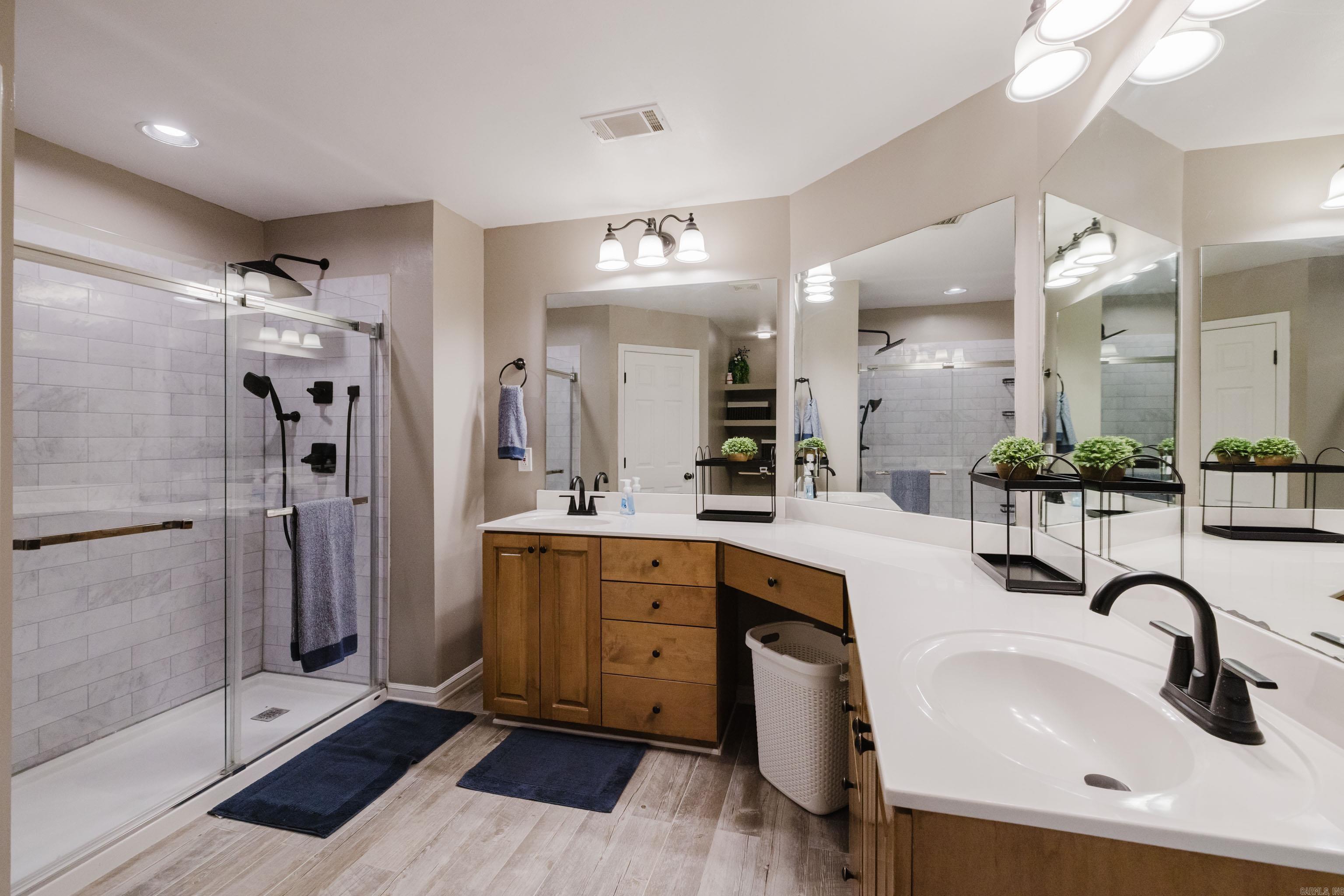 HARTFORD HILLS - Residential