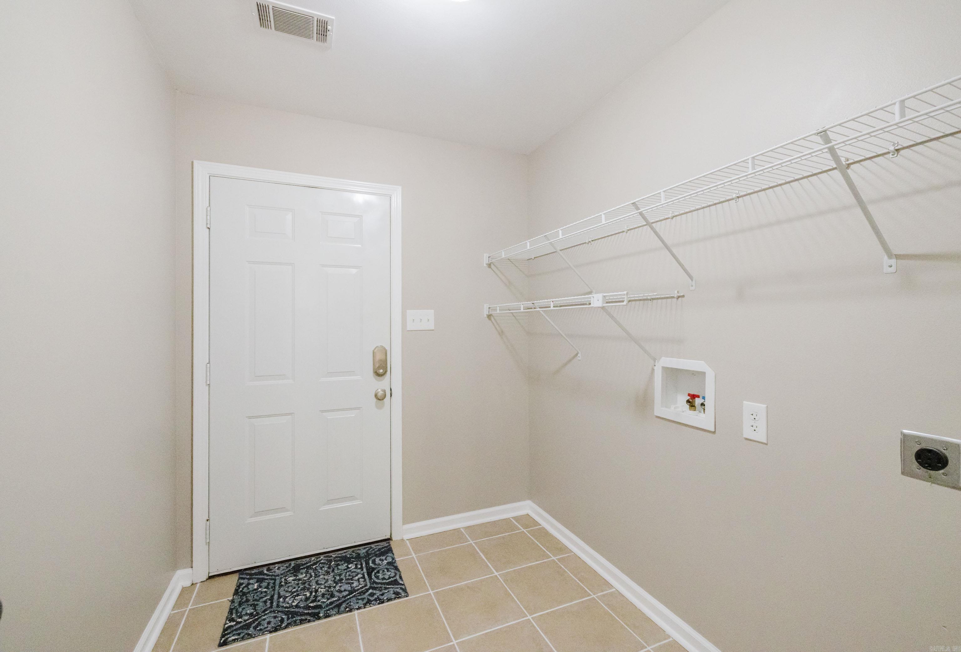 HARTFORD HILLS - Residential