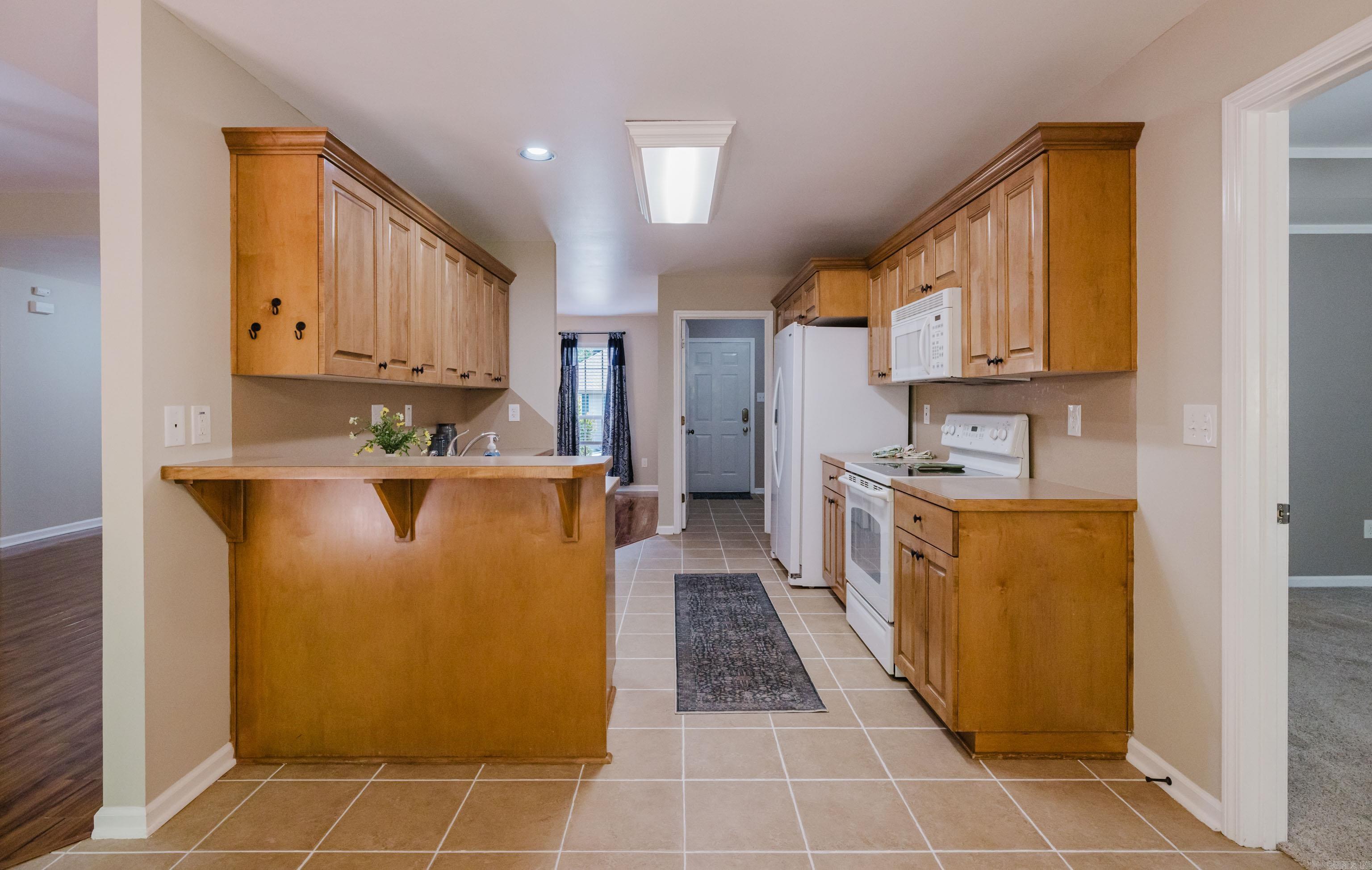 HARTFORD HILLS - Residential