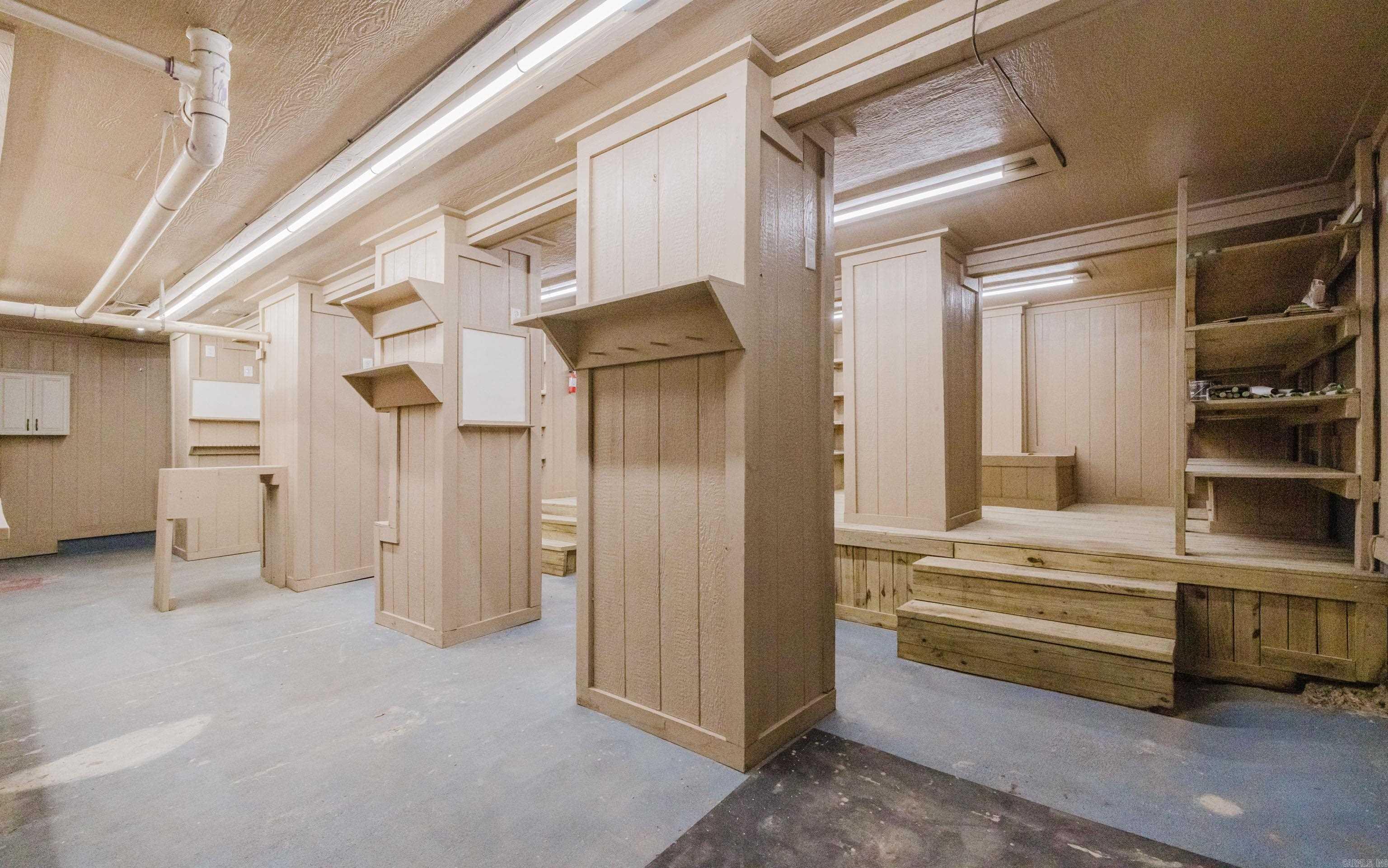 HARTFORD HILLS - Residential