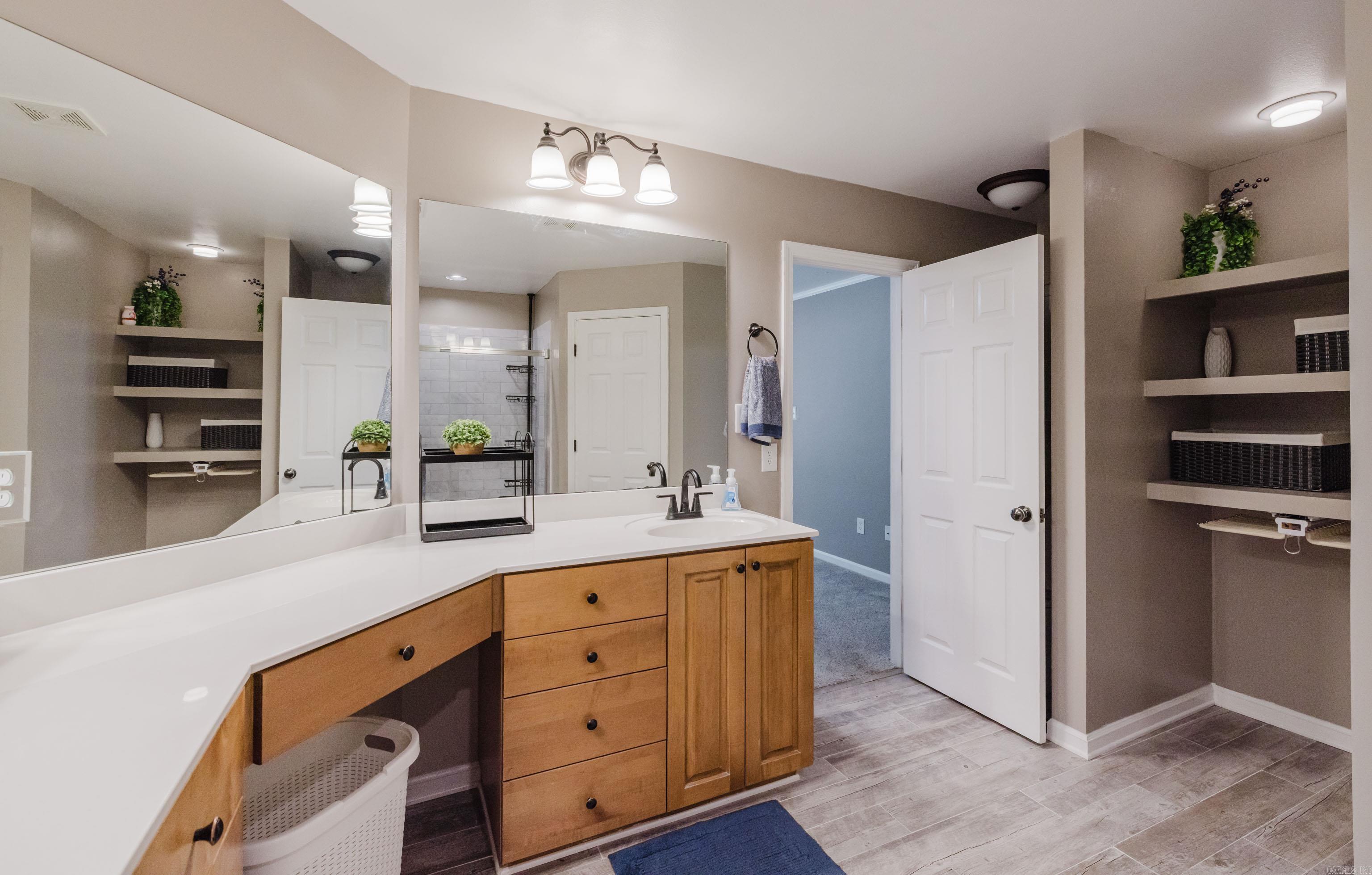 HARTFORD HILLS - Residential