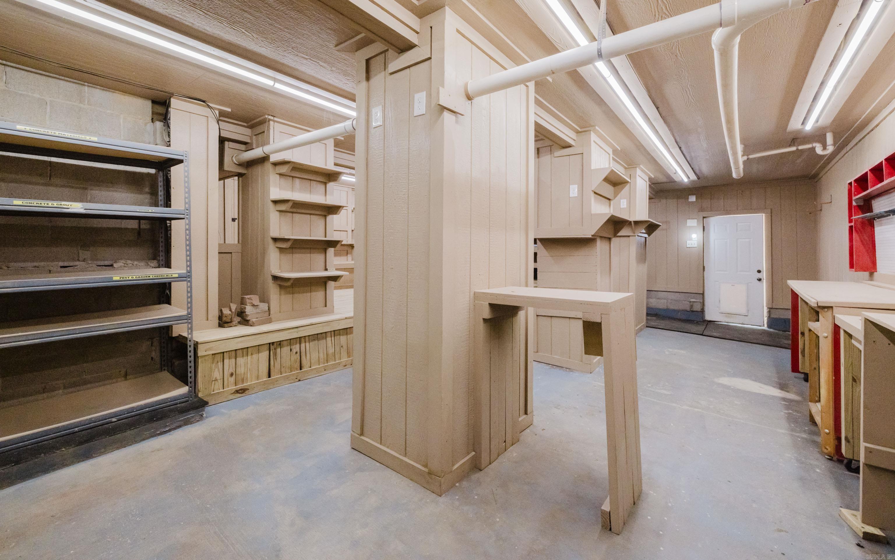 HARTFORD HILLS - Residential