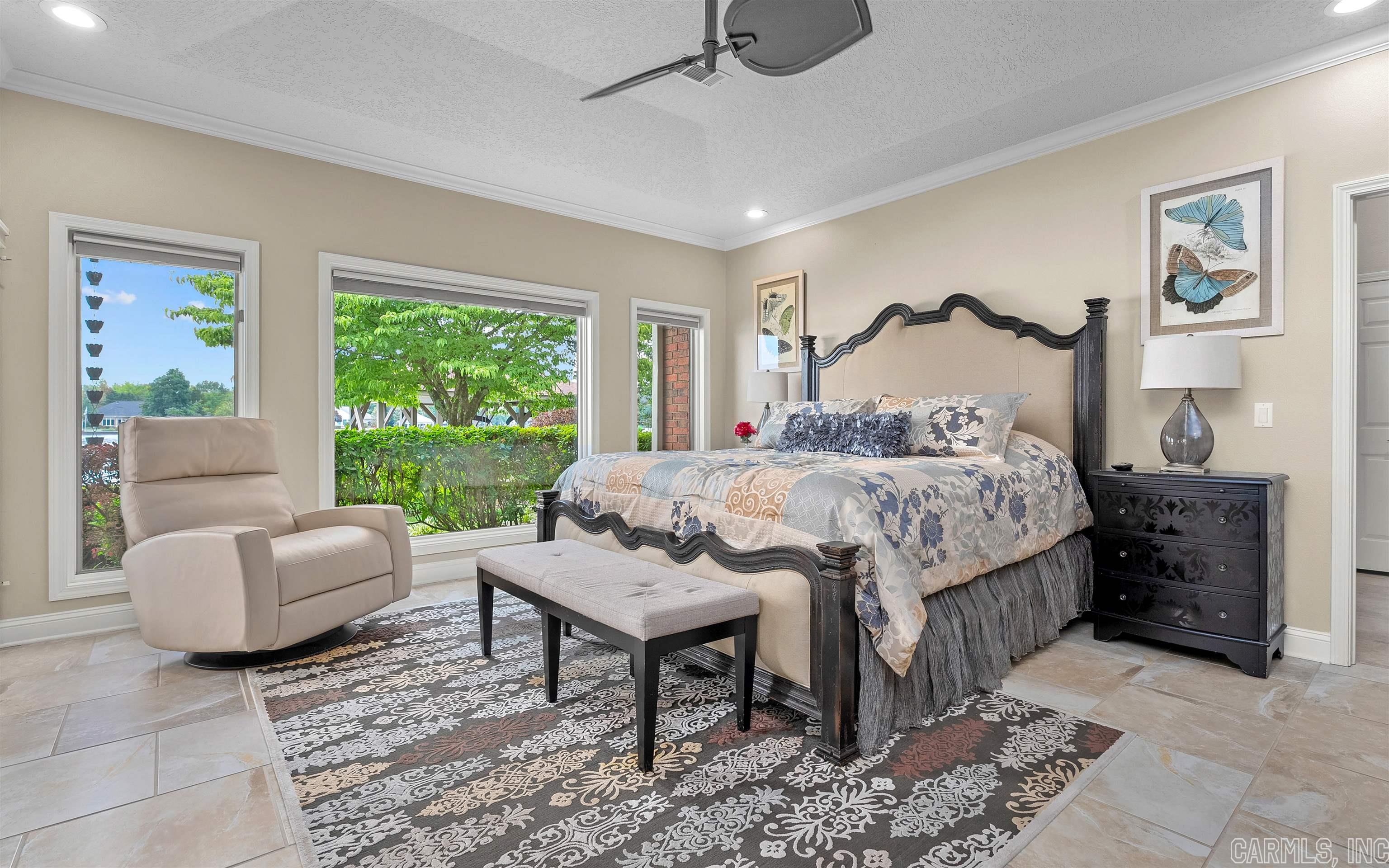 RESPLANDOR POINT - Residential