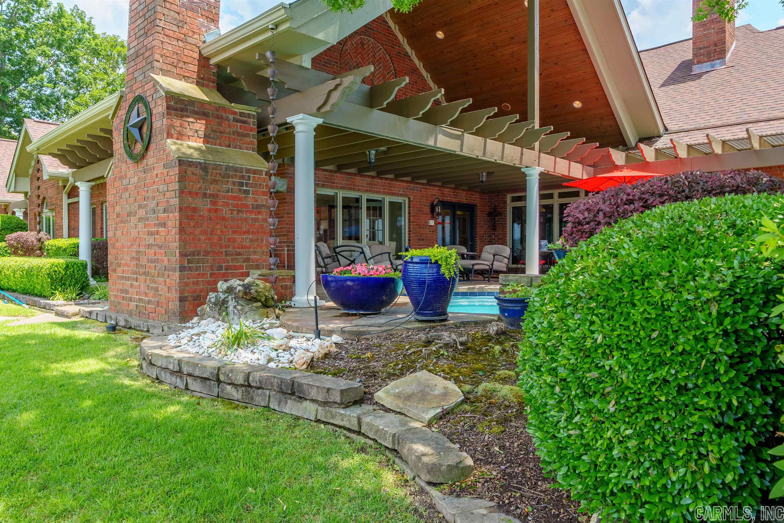 RESPLANDOR POINT - Residential