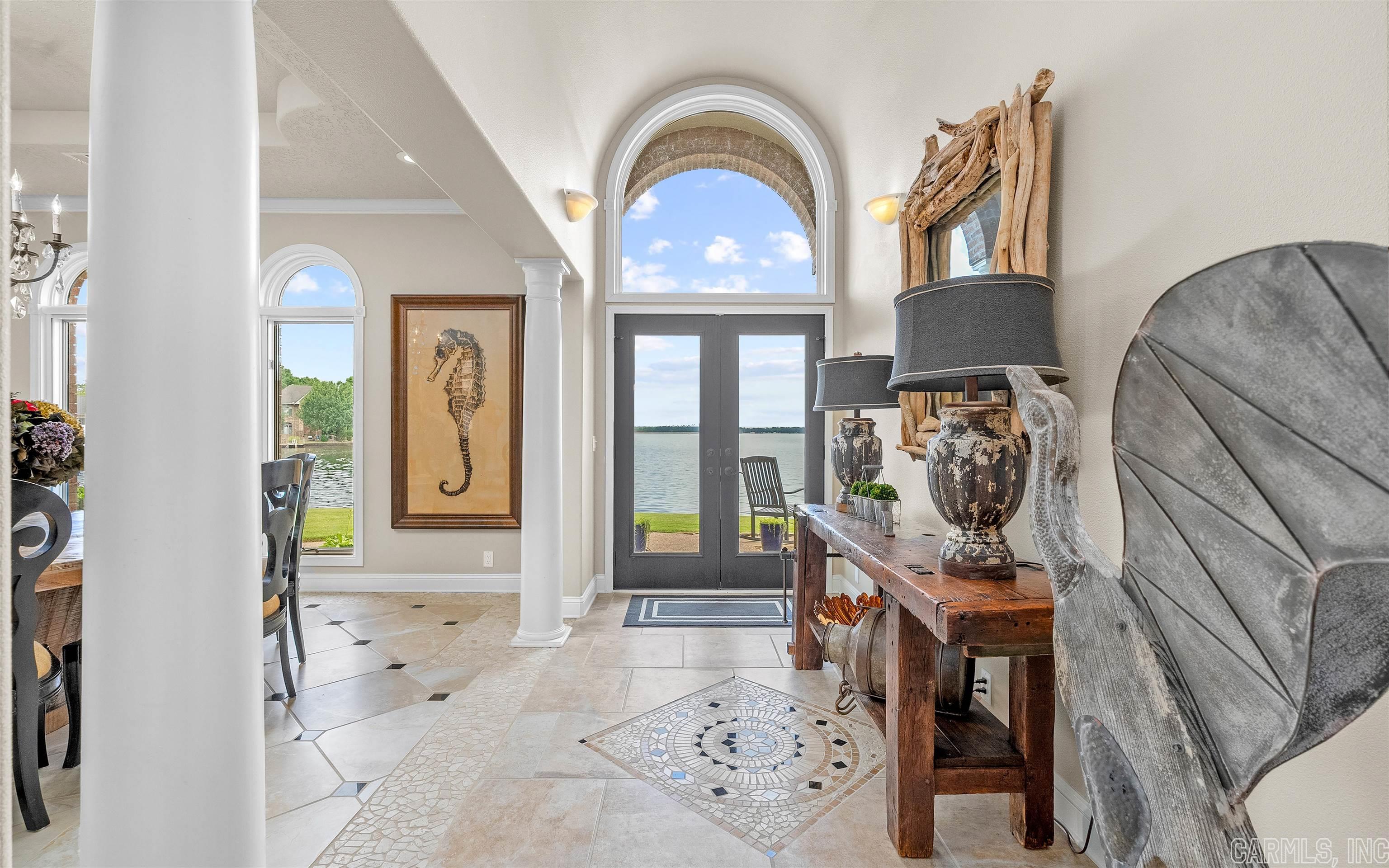 RESPLANDOR POINT - Residential