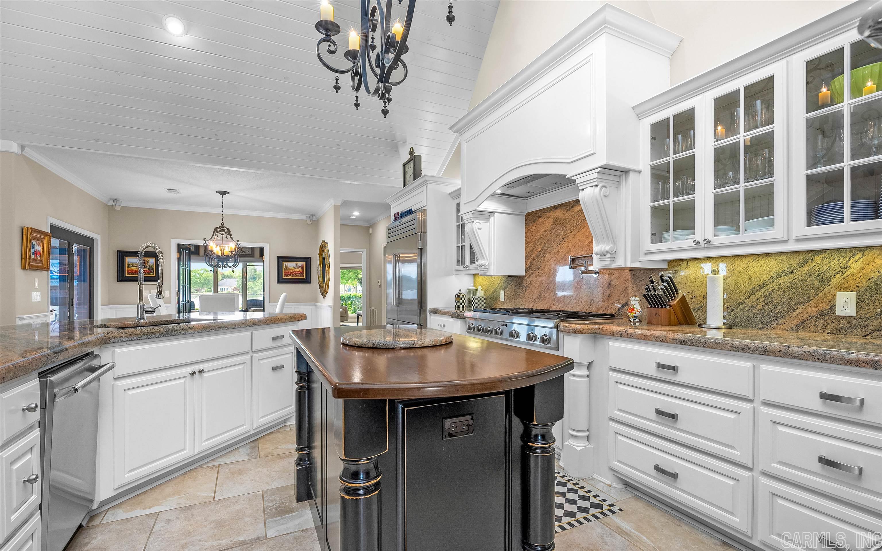 RESPLANDOR POINT - Residential