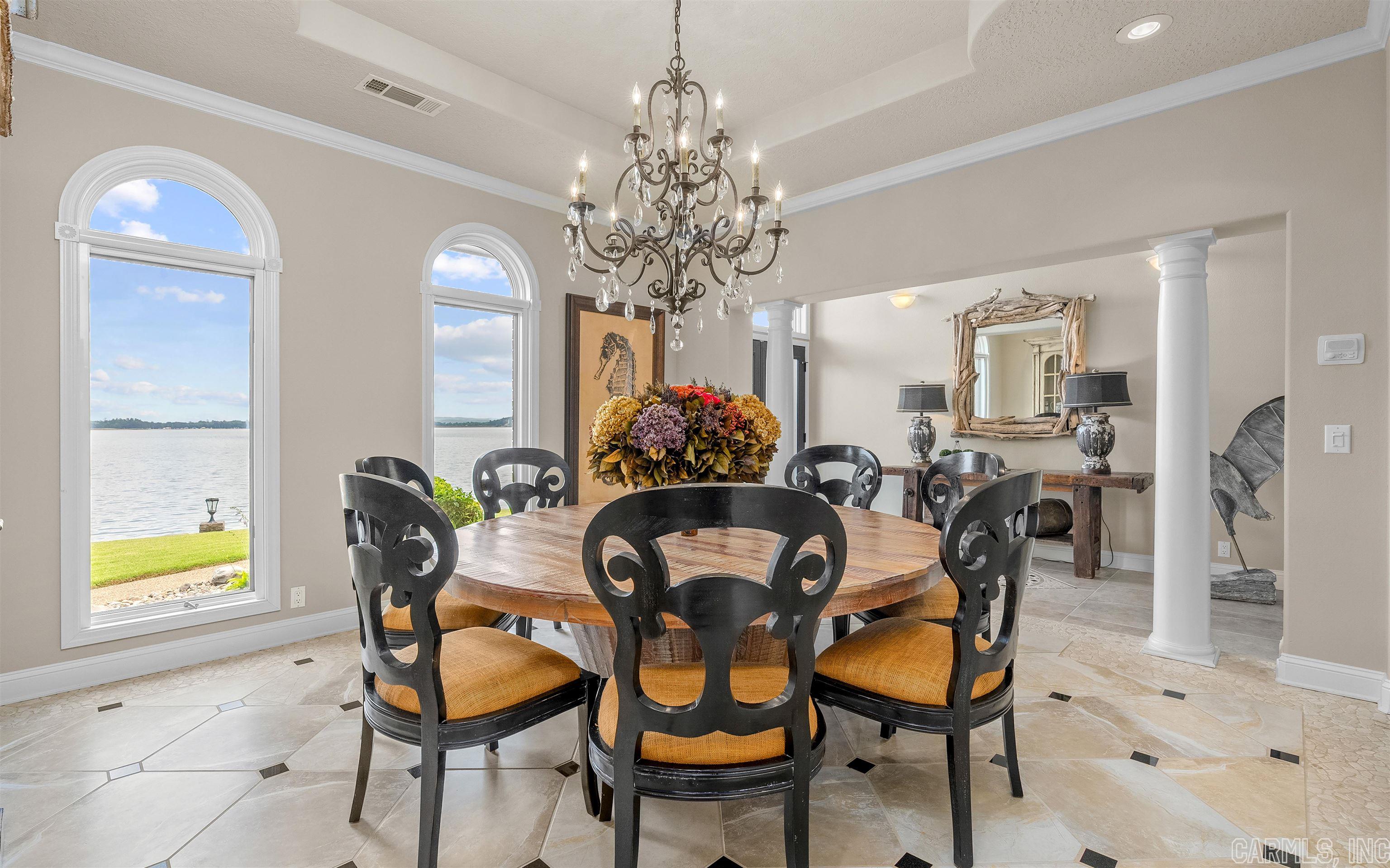 RESPLANDOR POINT - Residential