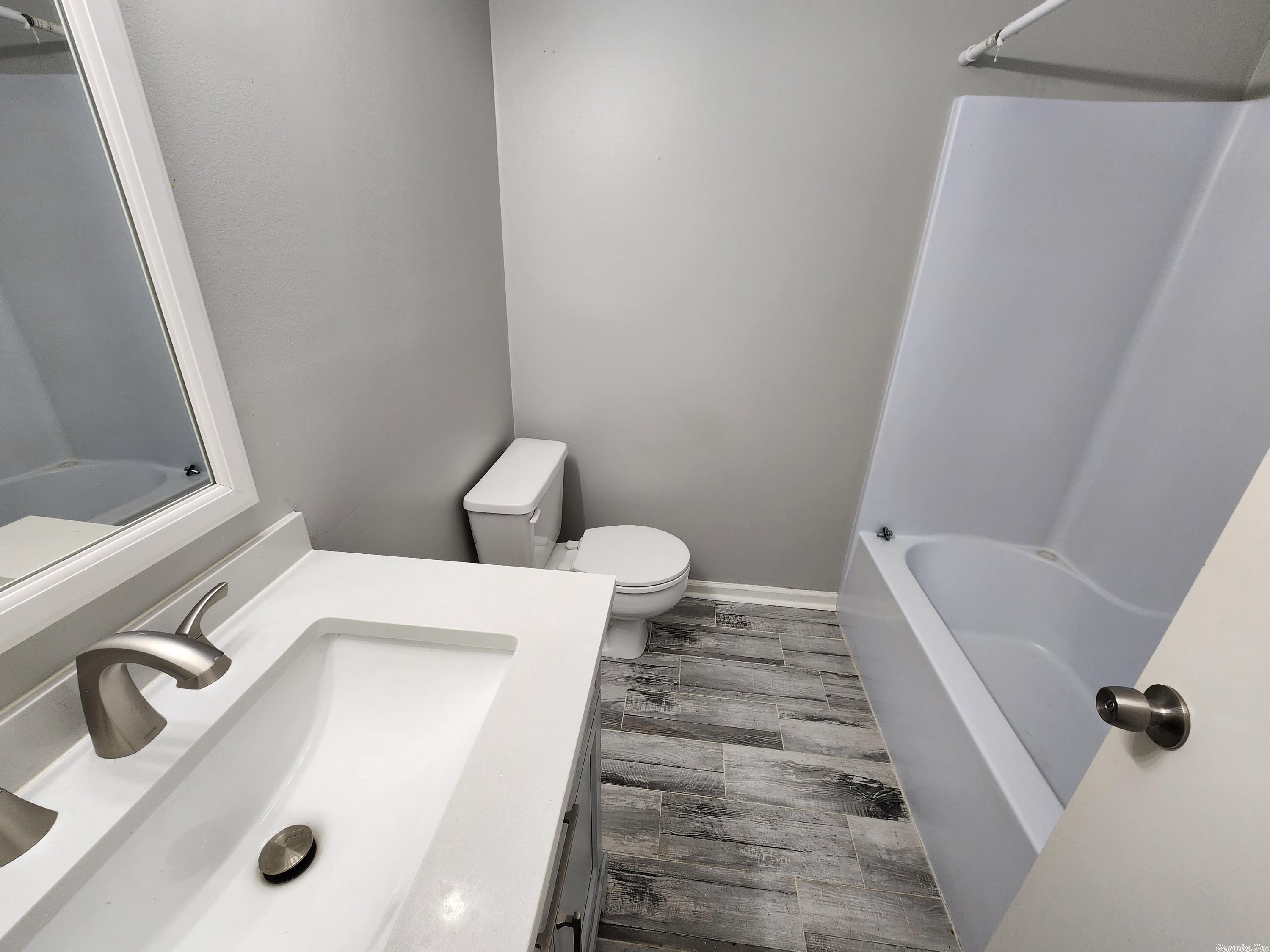 Edgehill Townhomes - Residential Lease