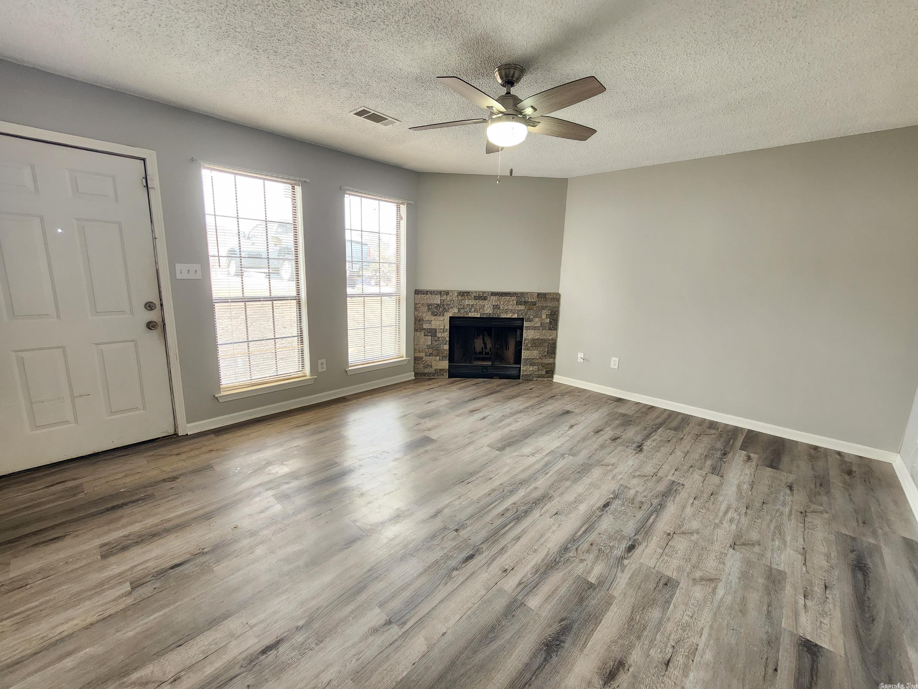 Edgehill Townhomes - Residential Lease