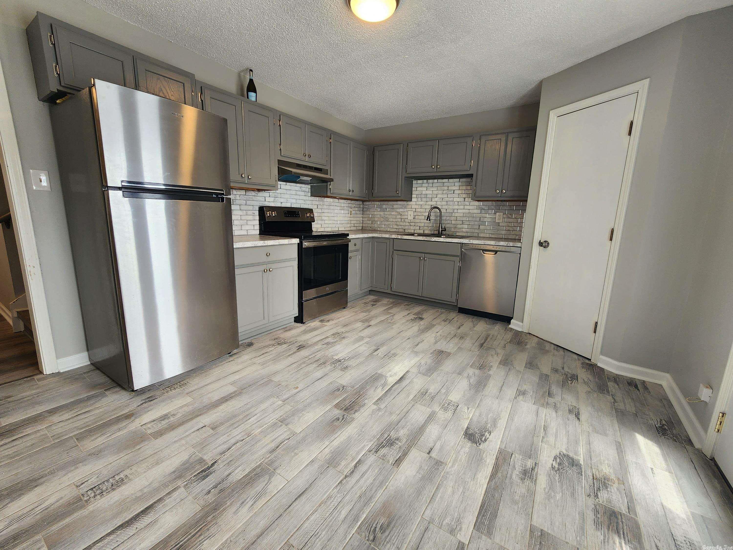 Edgehill Townhomes - Residential Lease