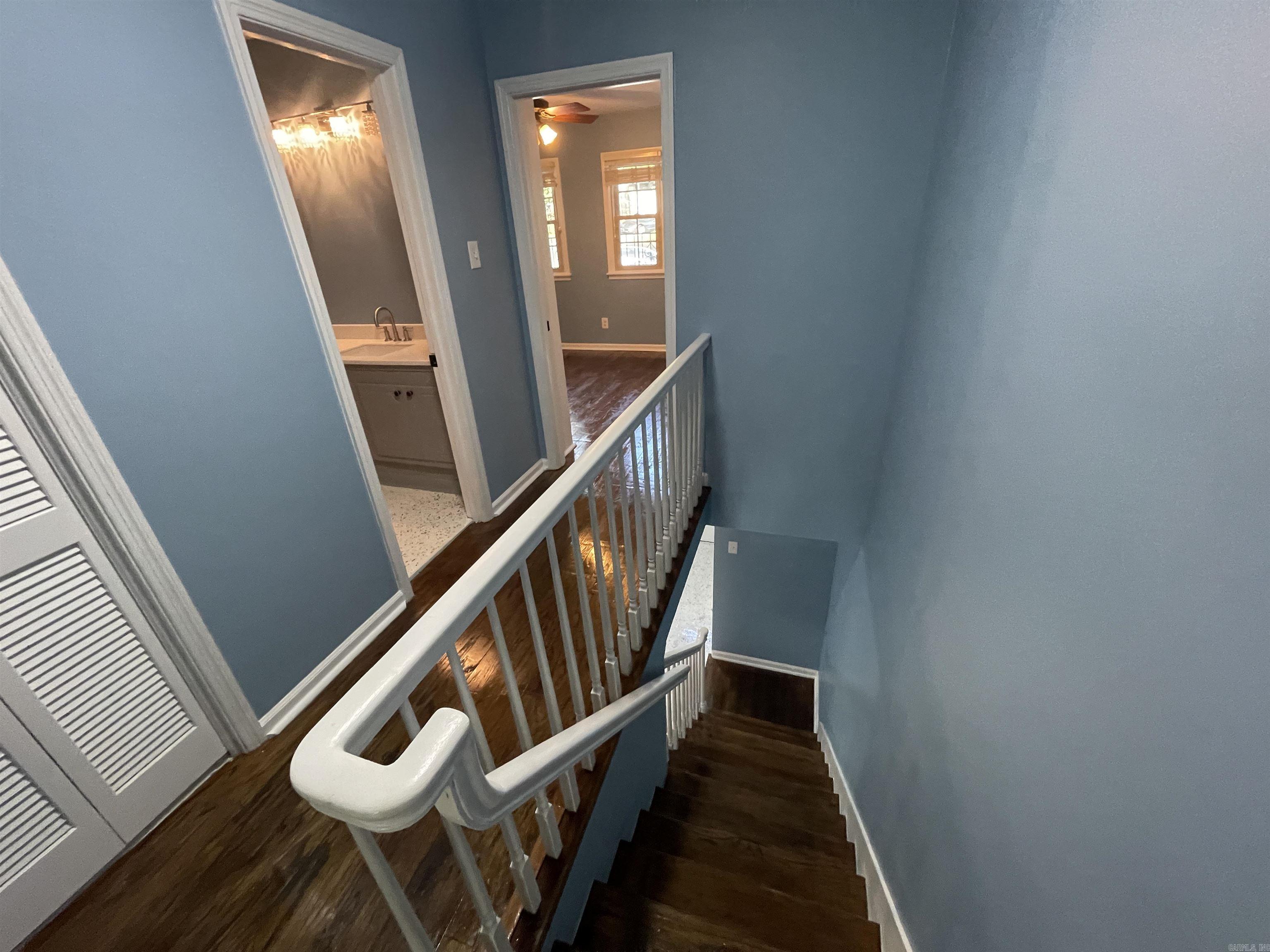 HAMPTON COURT APT HPR - Residential