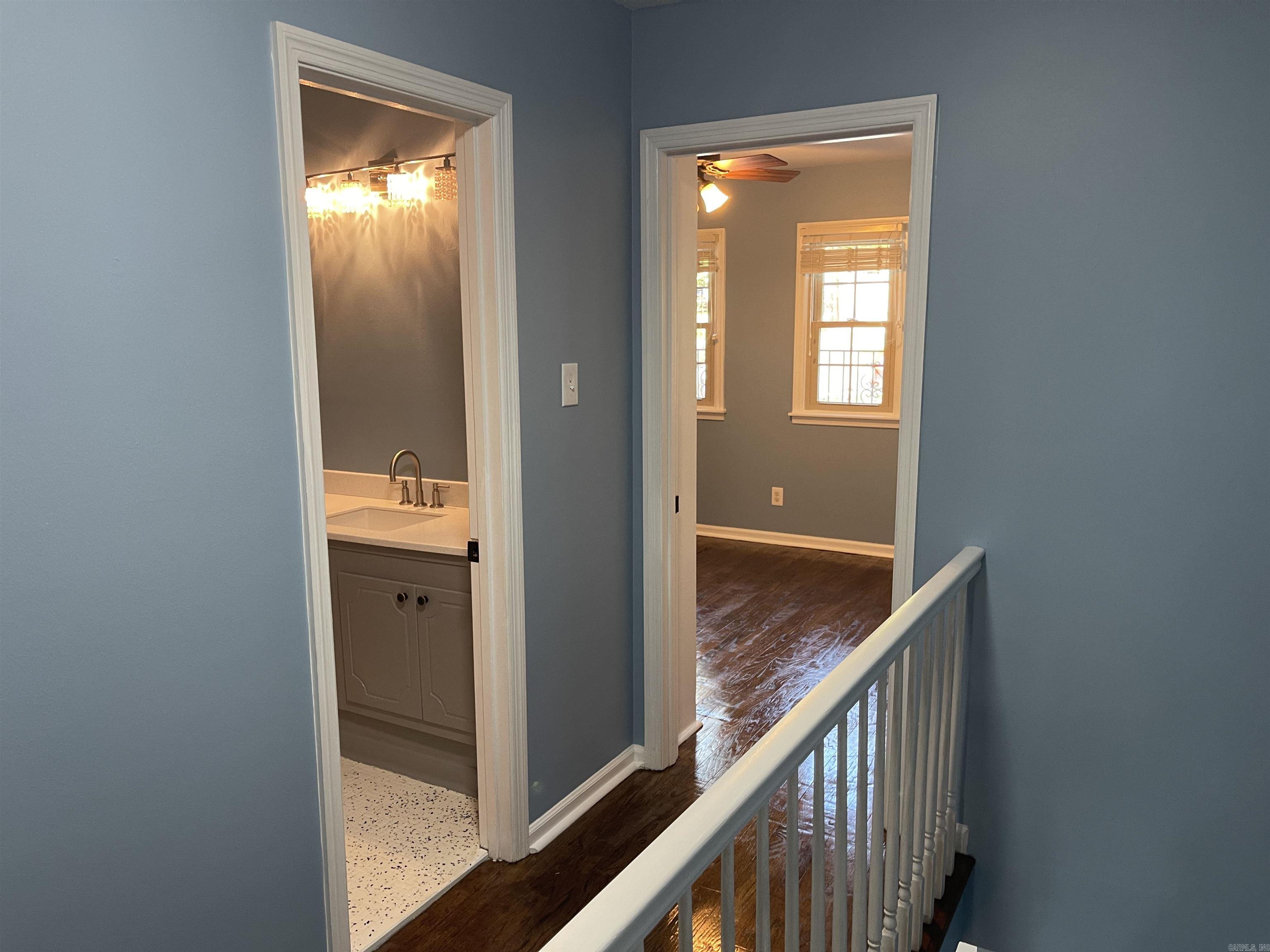 HAMPTON COURT APT HPR - Residential