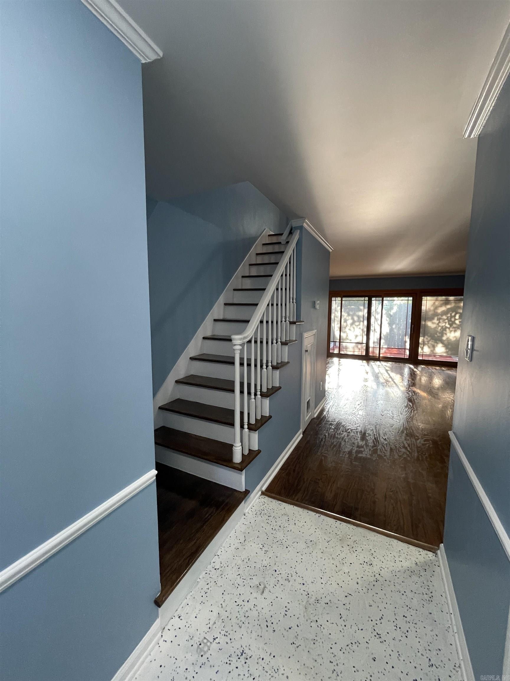 HAMPTON COURT APT HPR - Residential