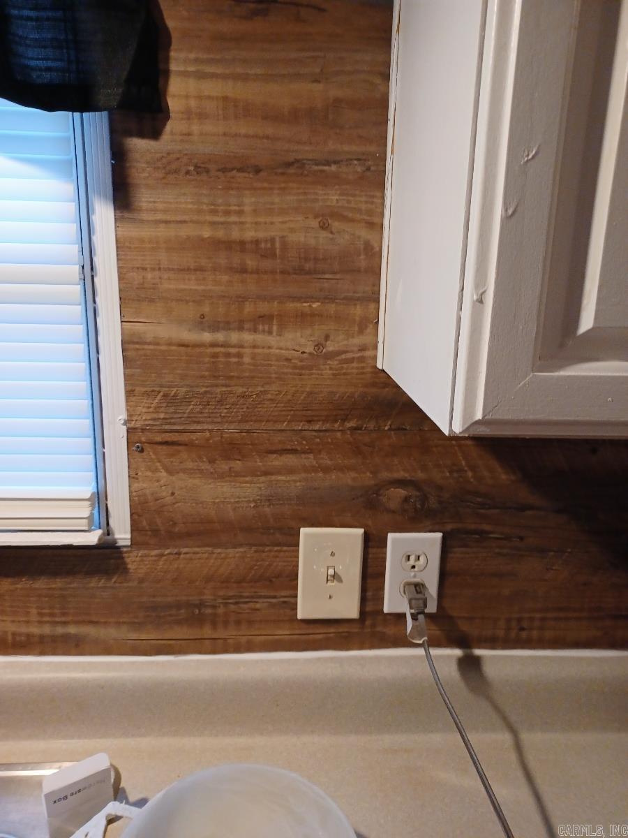 Metes & Bounds - Residential Income