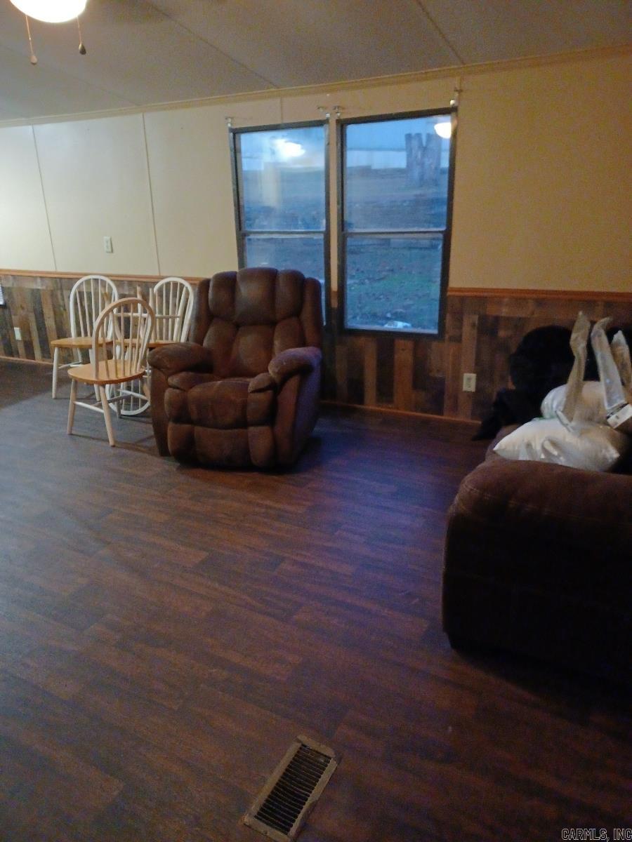 Metes & Bounds - Residential Income