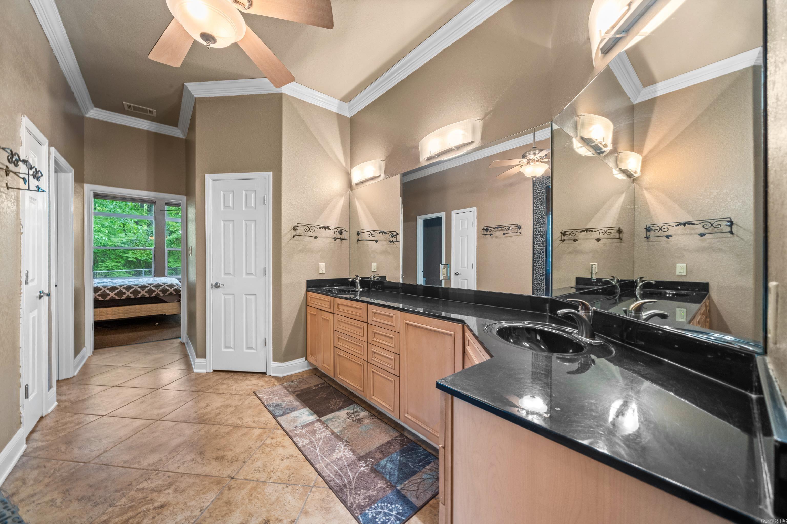 DIAMONDHEAD Q - Residential