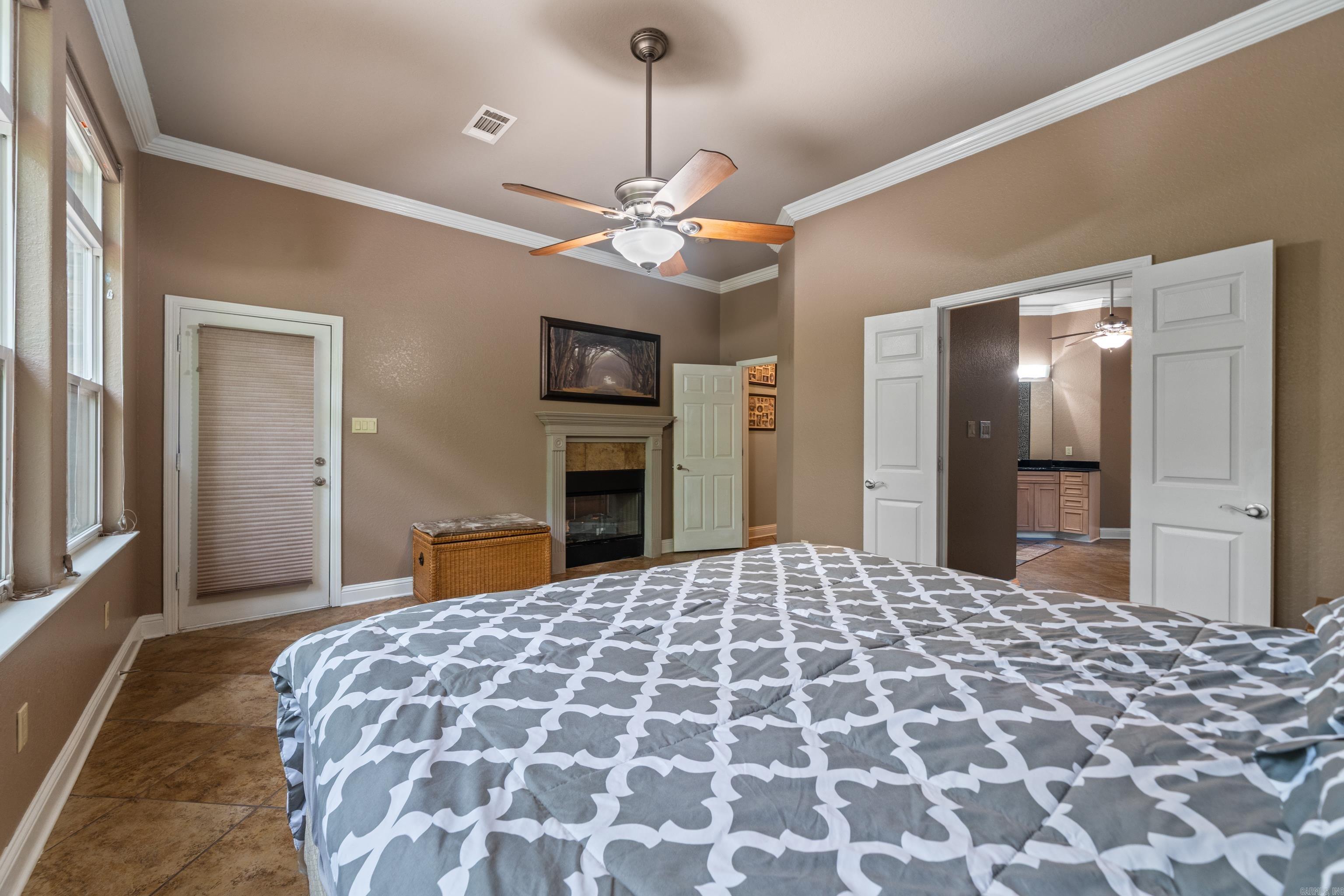 DIAMONDHEAD Q - Residential