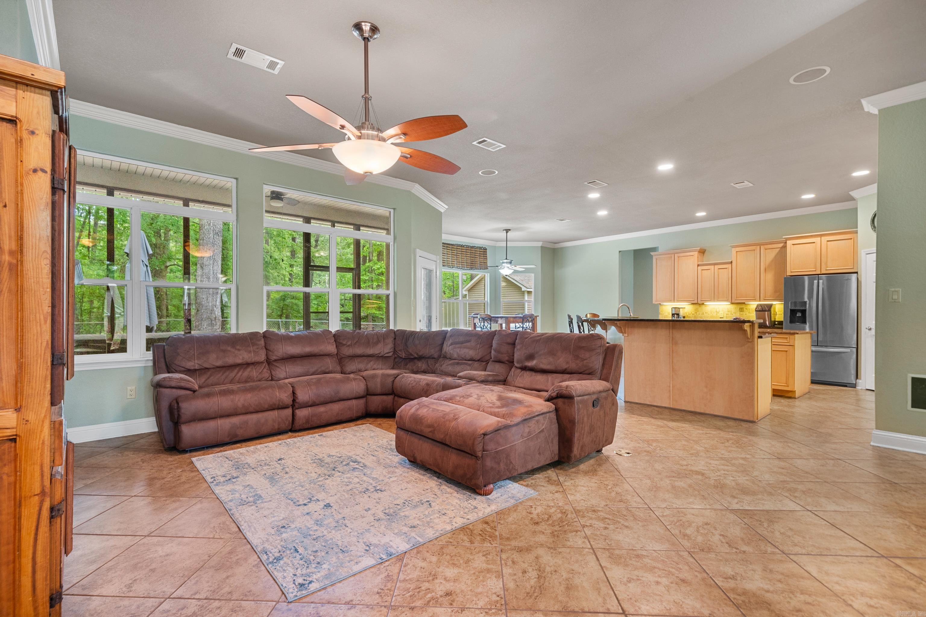 DIAMONDHEAD Q - Residential