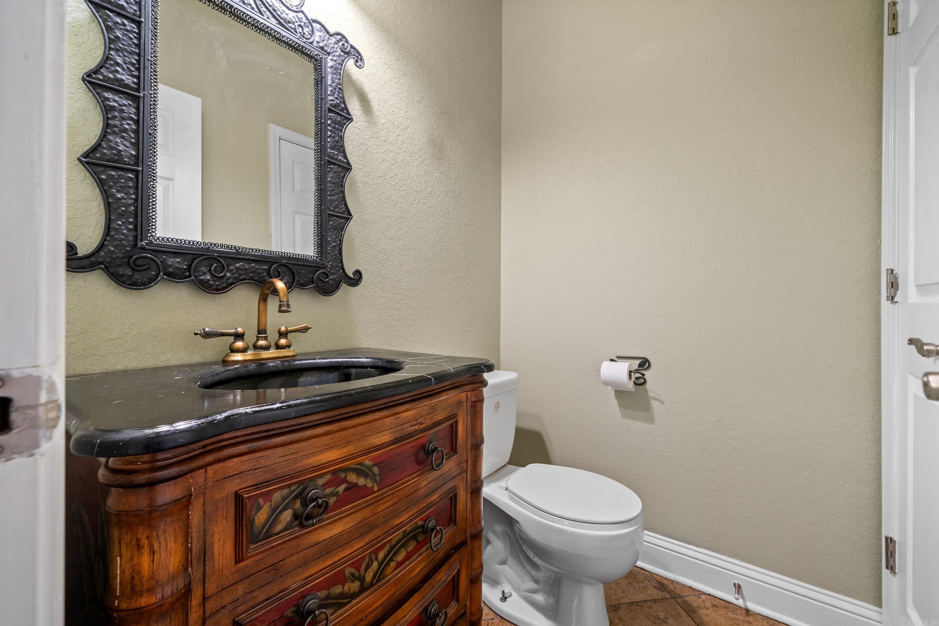 DIAMONDHEAD Q - Residential