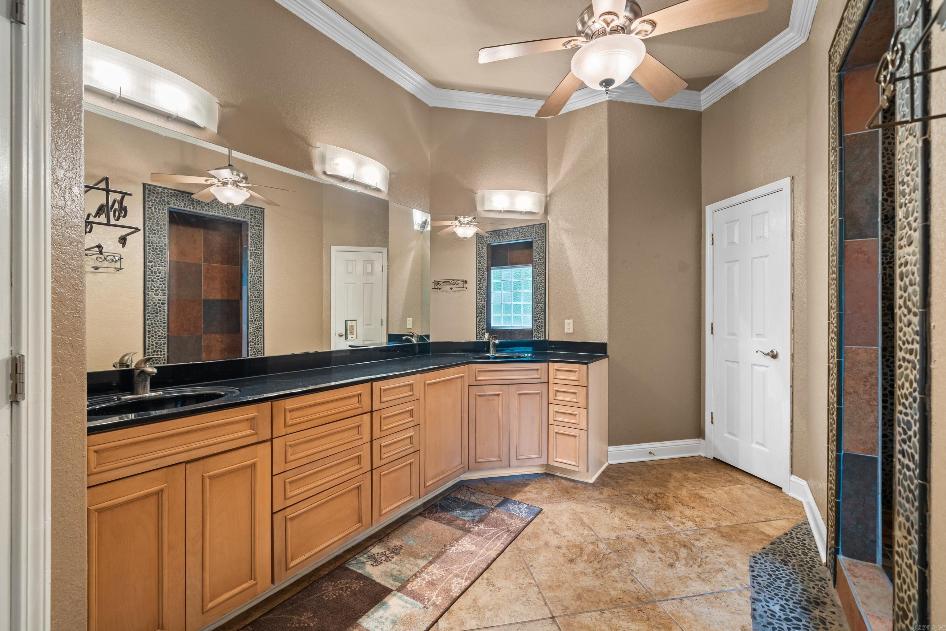 DIAMONDHEAD Q - Residential