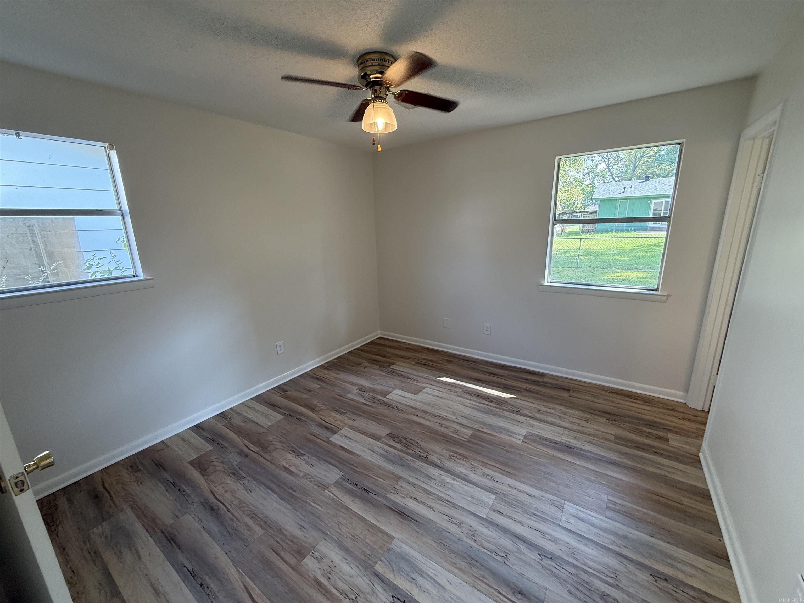 EAST HICKMAN & MCCONNELL - Residential