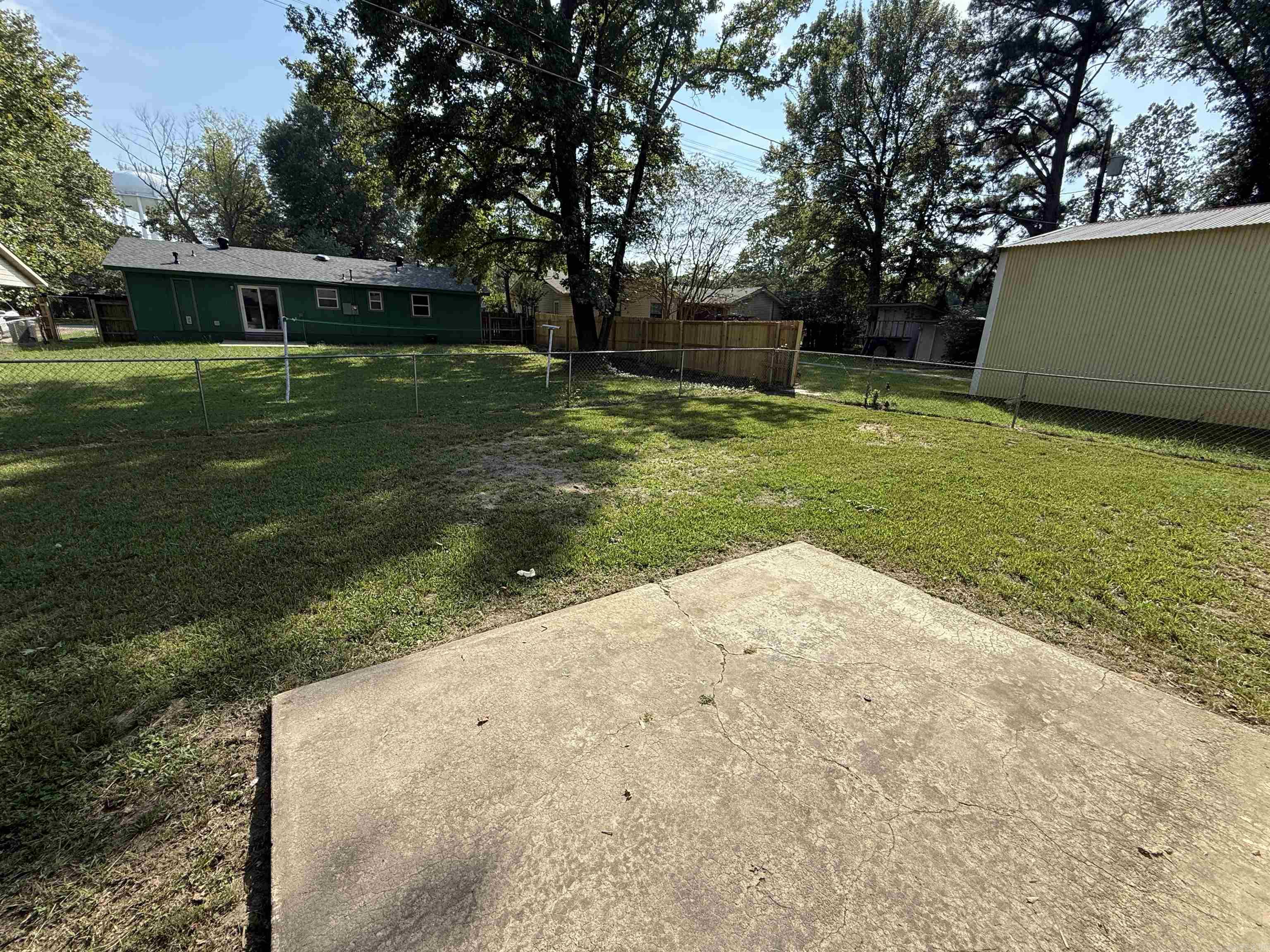 EAST HICKMAN & MCCONNELL - Residential