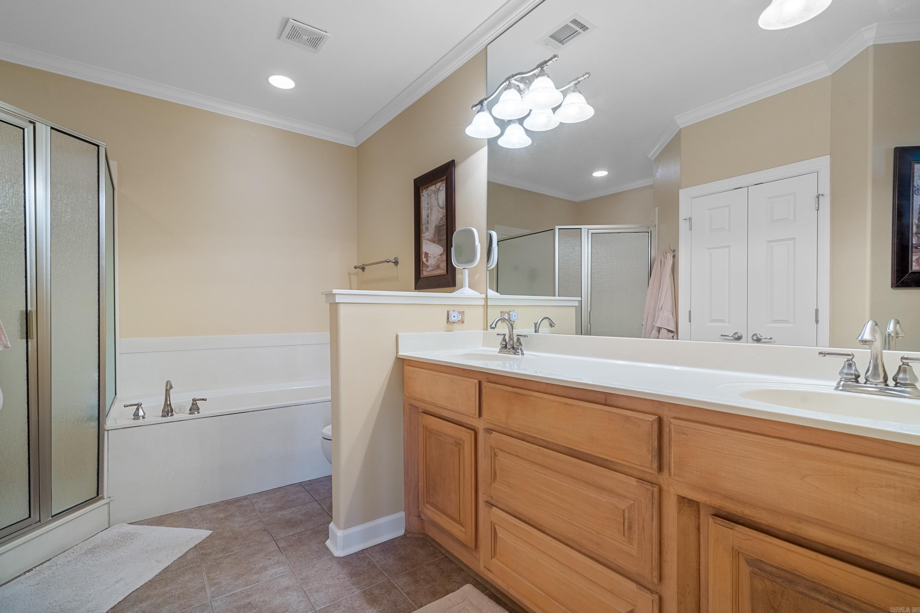 WOODLAND HEIGHTS - Residential