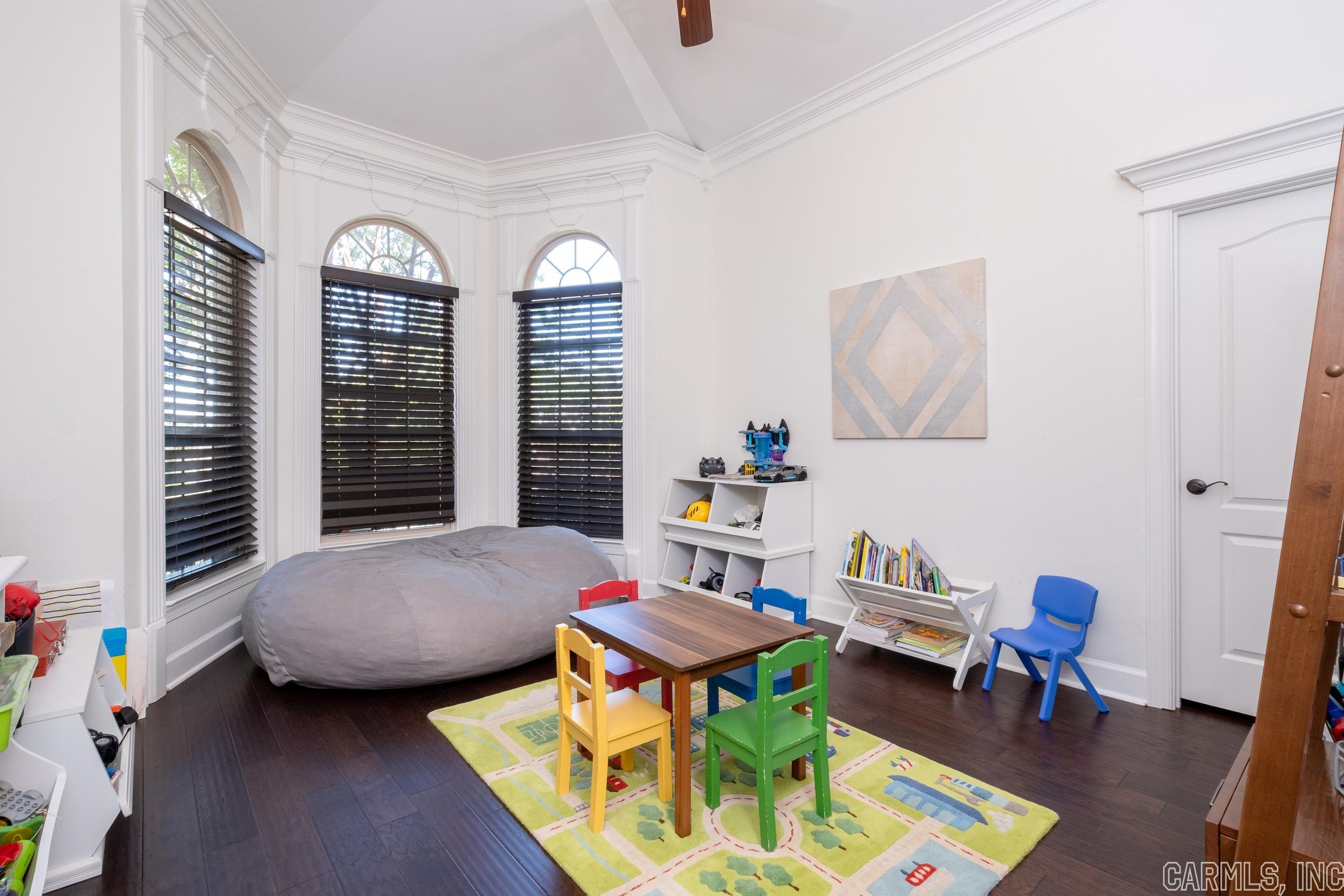 THE VILLAGES OF WELLINGTON - Residential