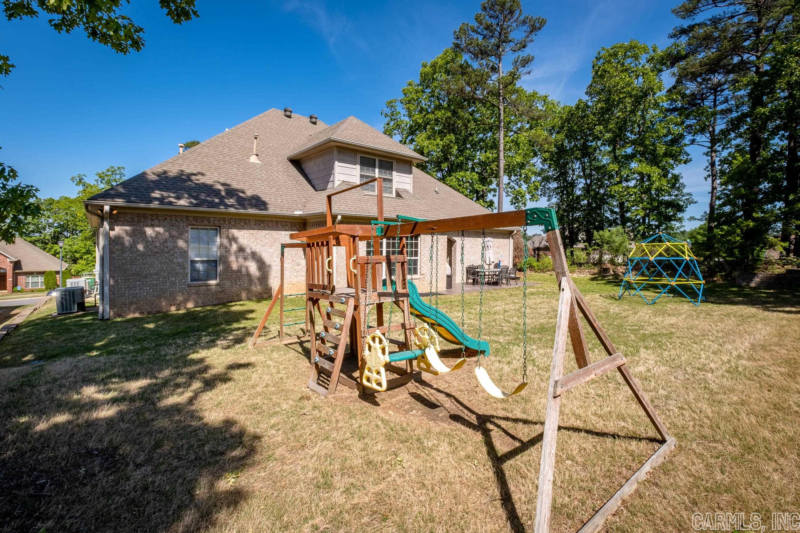 THE VILLAGES OF WELLINGTON - Residential