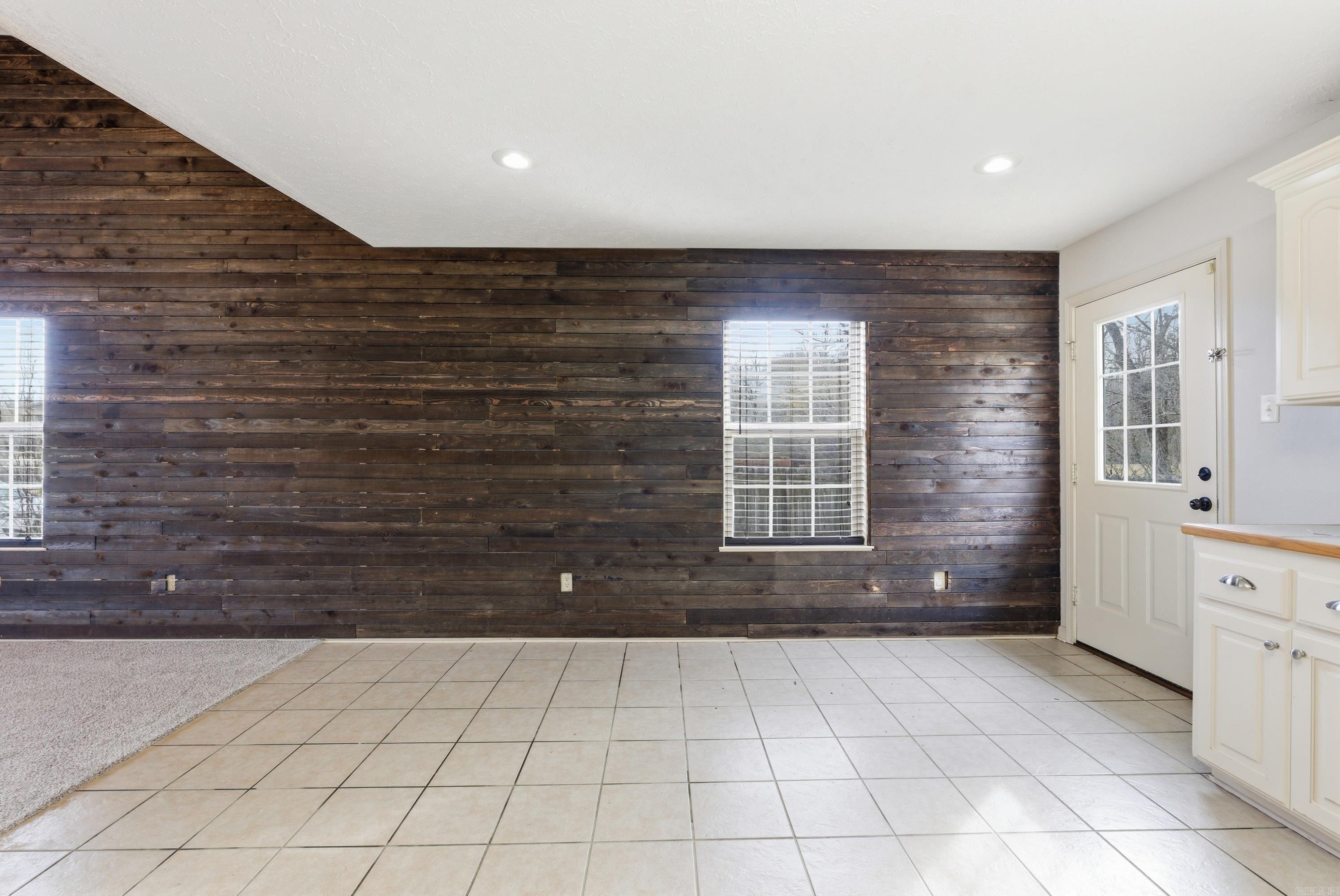 WEATHERING HEIGHTS - Residential