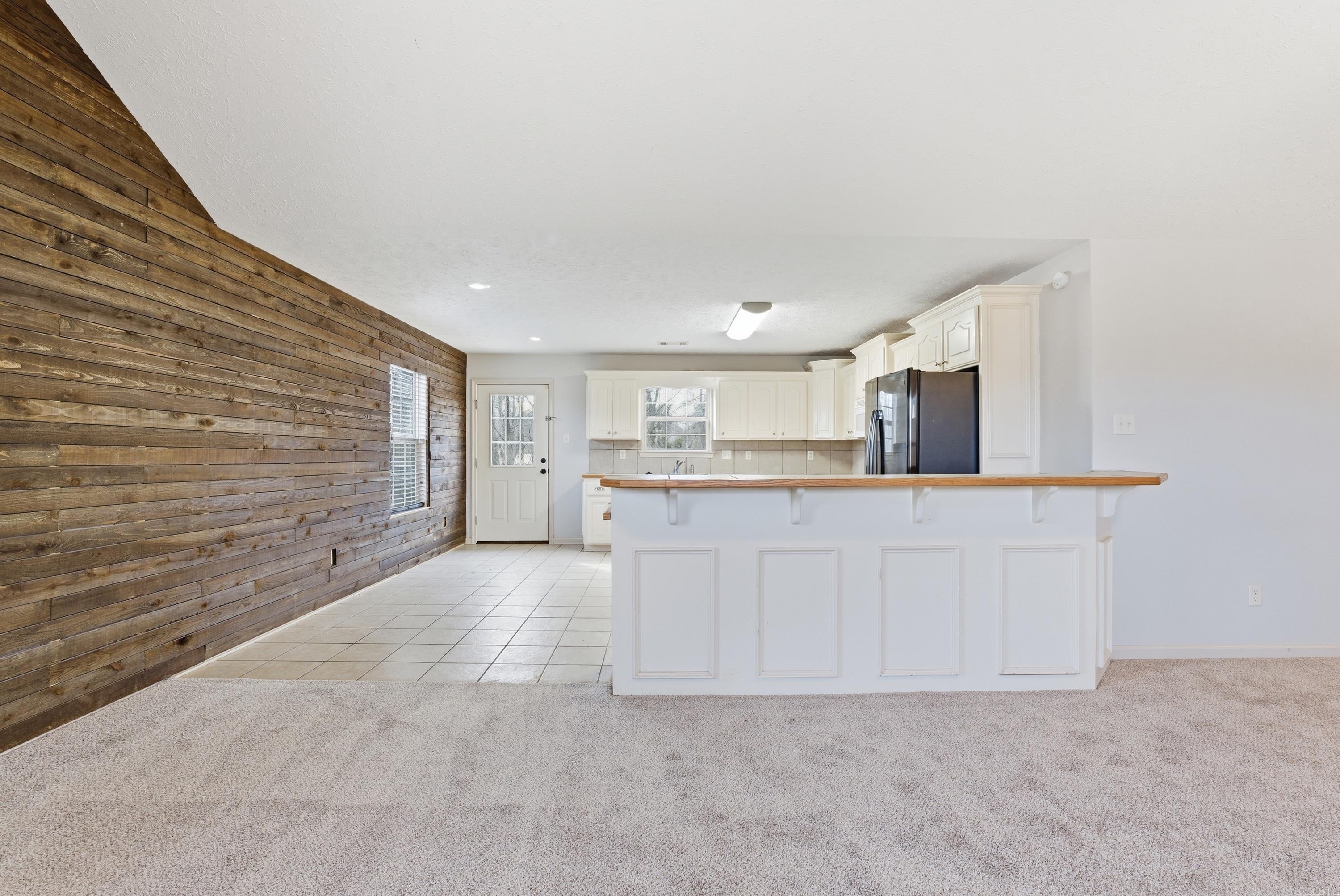 WEATHERING HEIGHTS - Residential