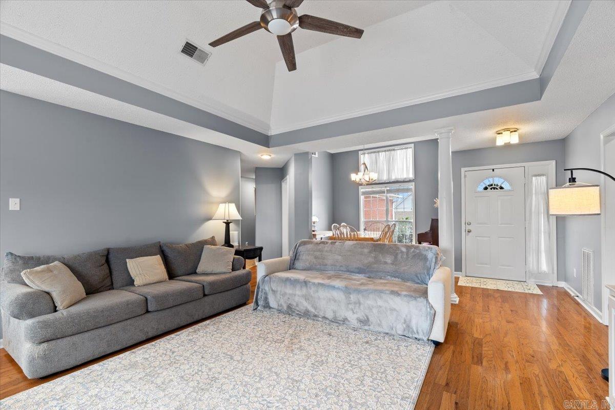 PLEASANT WOODS - Residential