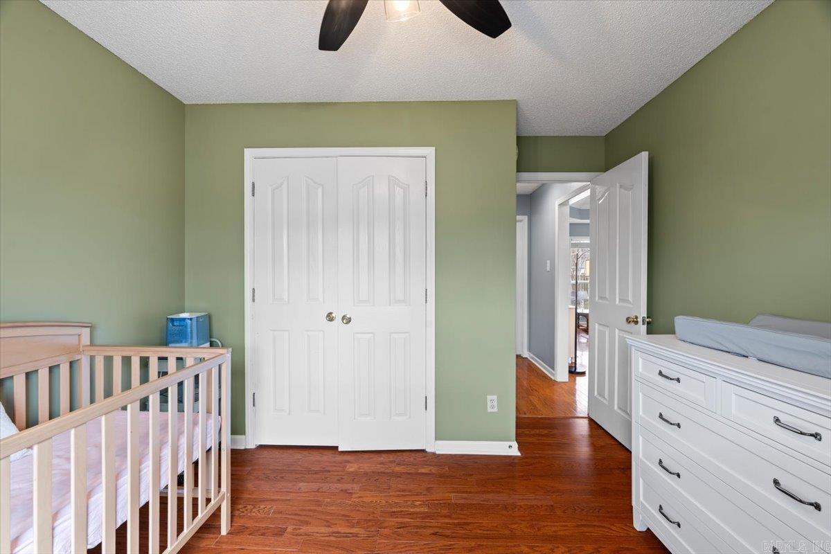 PLEASANT WOODS - Residential