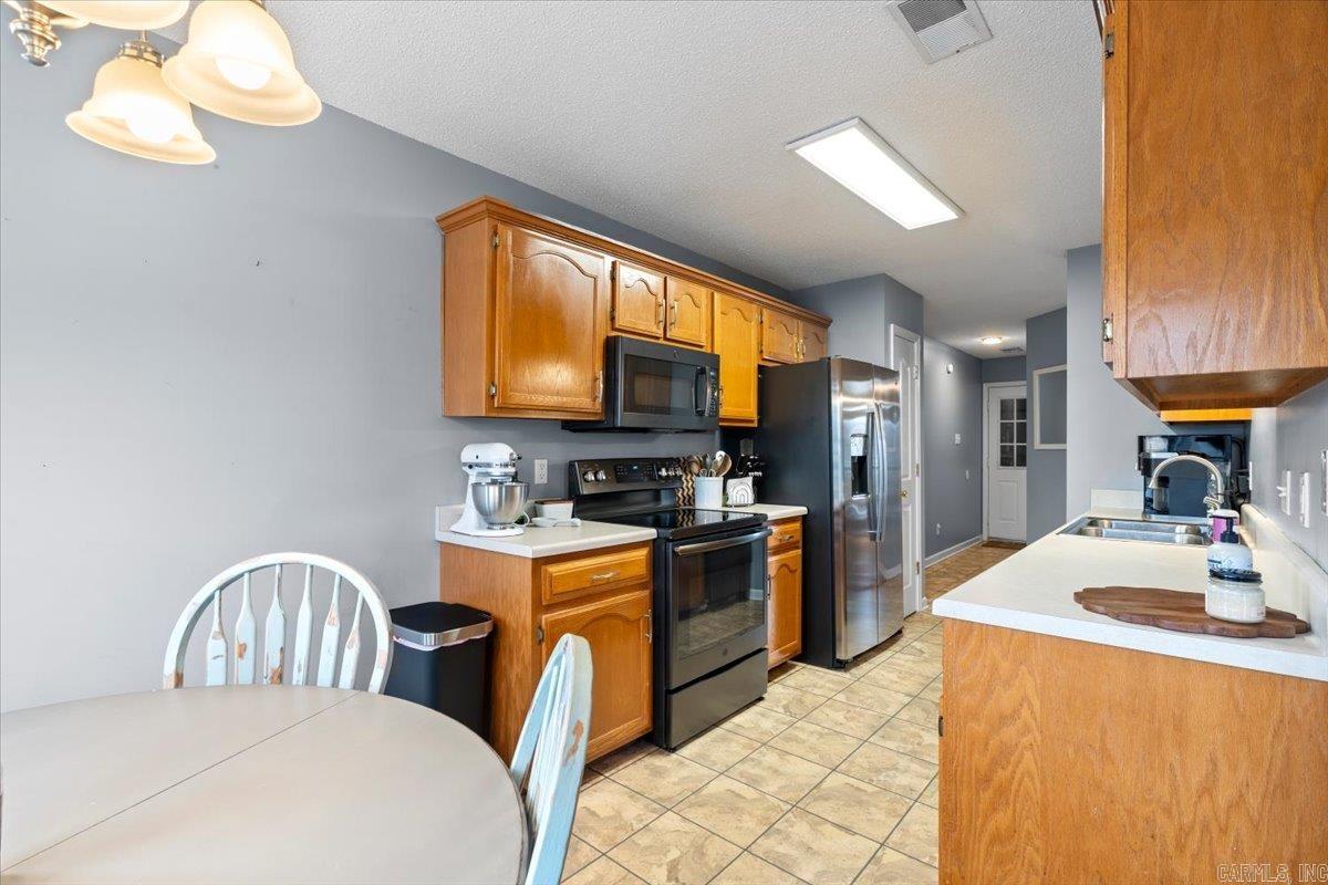 PLEASANT WOODS - Residential