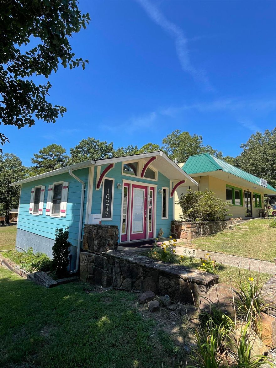 Great location for commercial or residential. Consists of two front buildings and a shed in the back. The largest is 1,120 square feet. The small one next door is 336 square feet. Lots of potential uses for these, and close to the lake. Use them as businesses, or turn them into residential full-time, part-time, or vacation rentals.