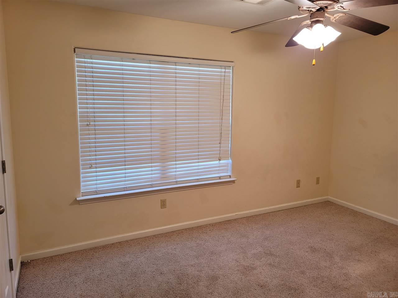 Hidden Oaks - Residential Lease