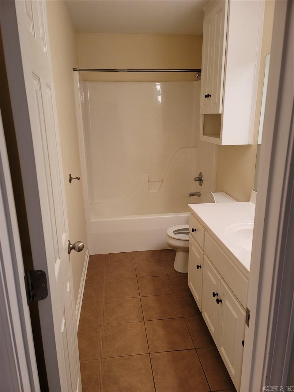 Hidden Oaks - Residential Lease