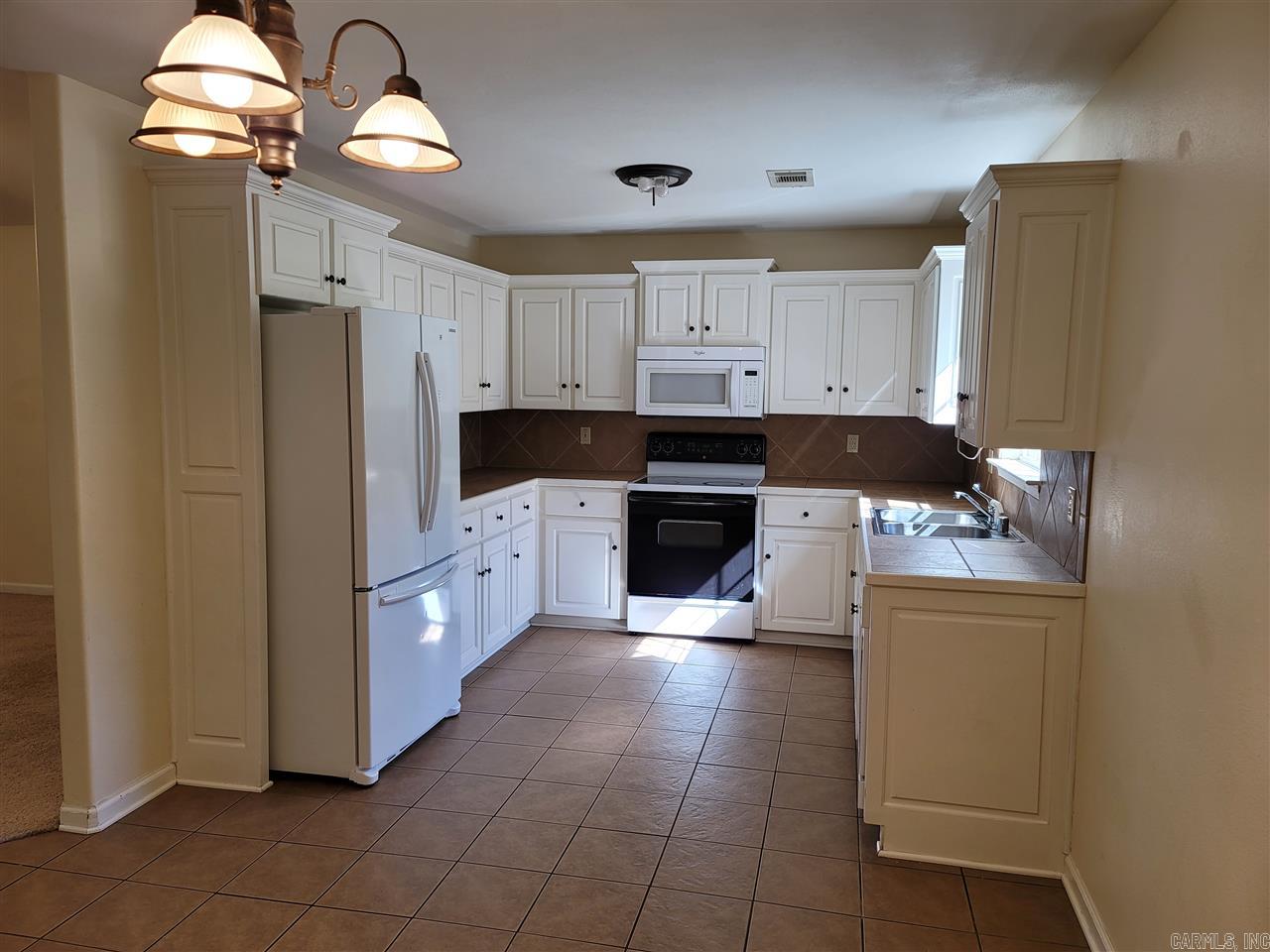 Hidden Oaks - Residential Lease