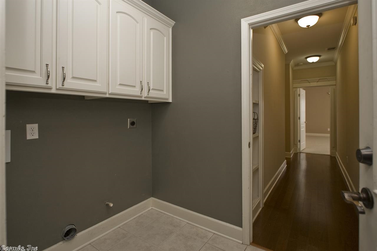 MILLERS CROSSING - Residential