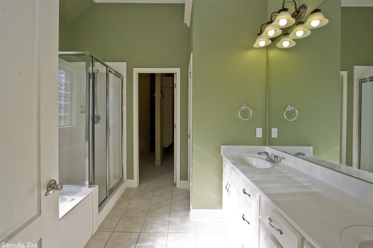 MILLERS CROSSING - Residential