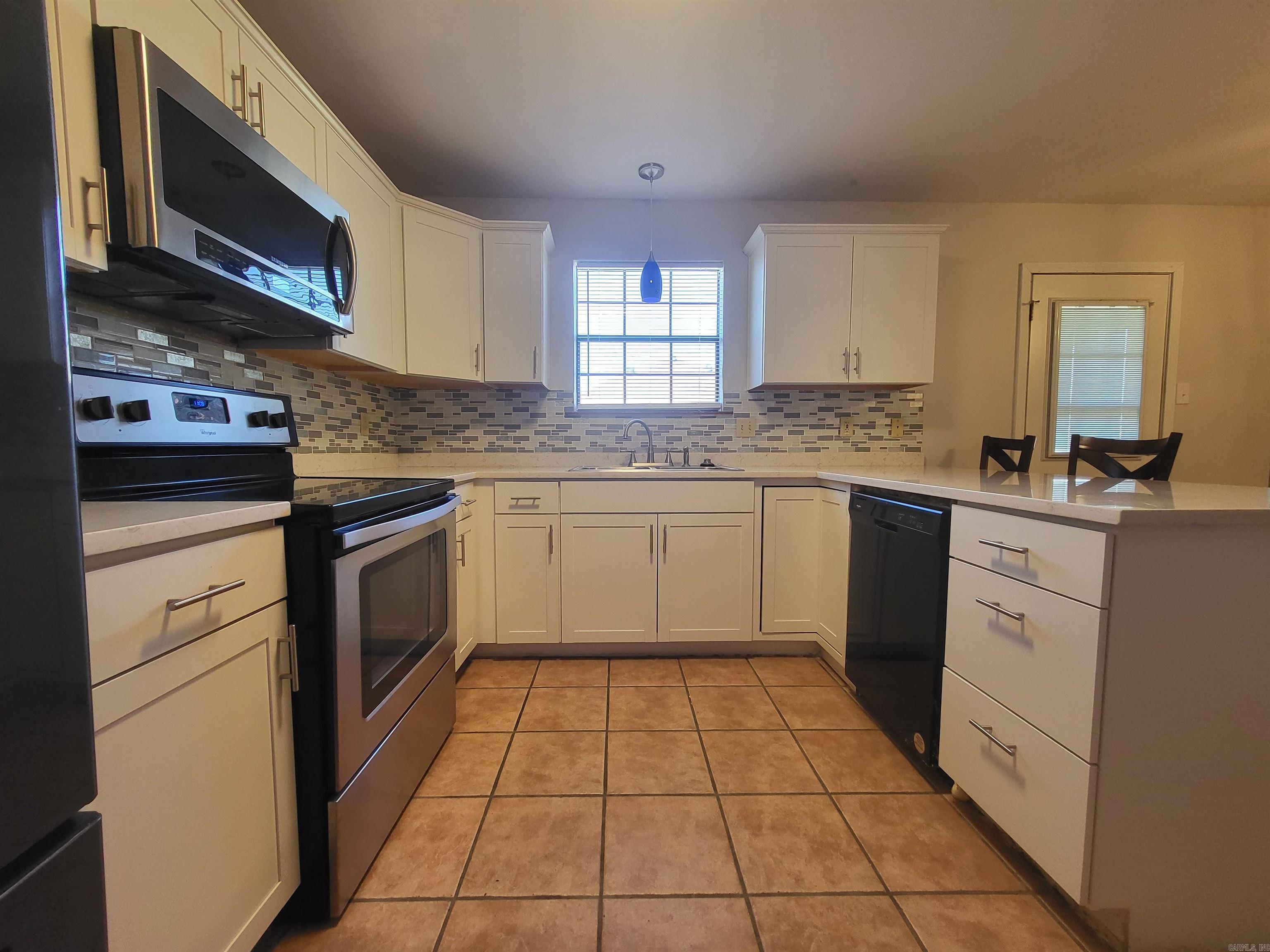 JAXON TERRACE - Residential