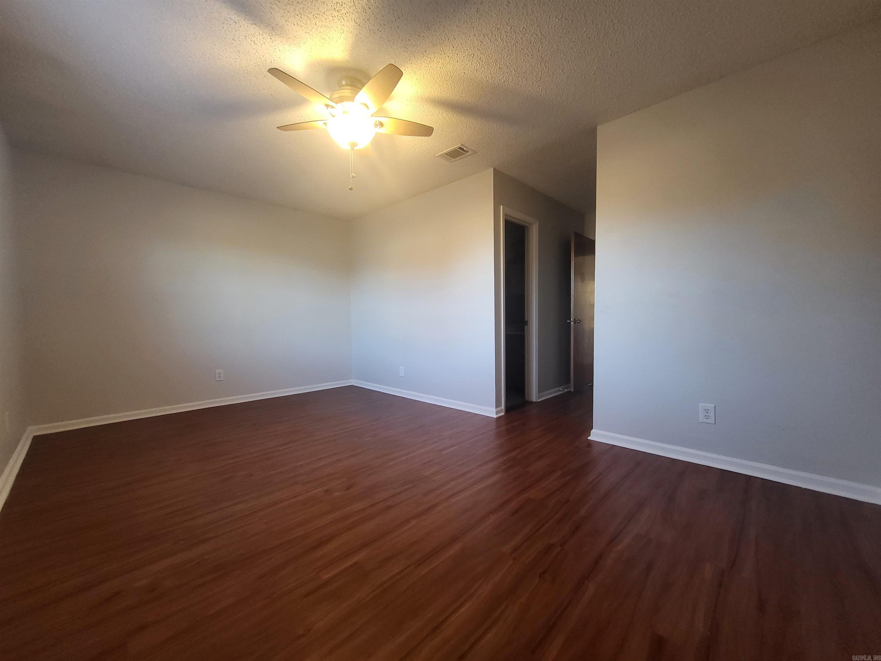 JAXON TERRACE - Residential