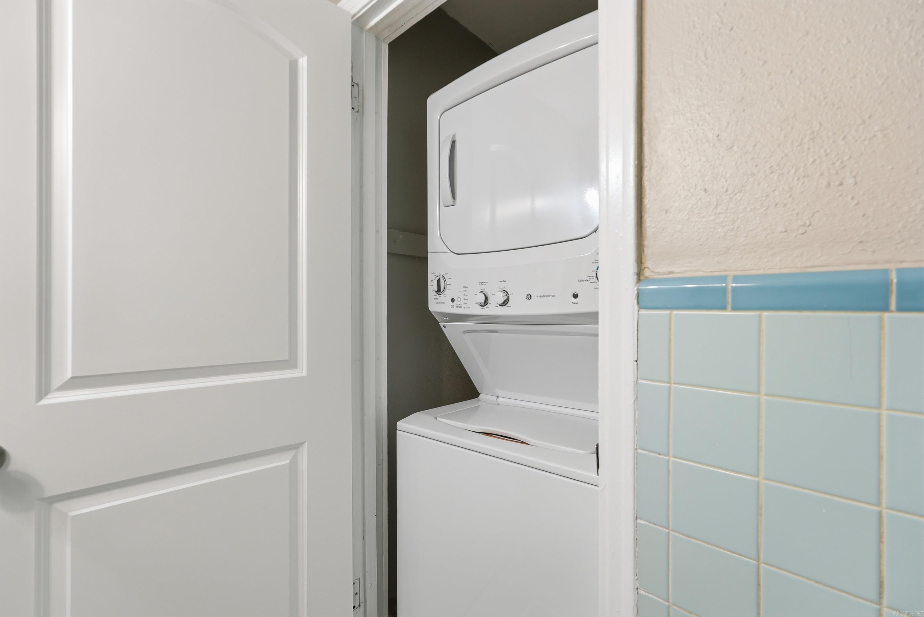 Centenial - Residential Lease