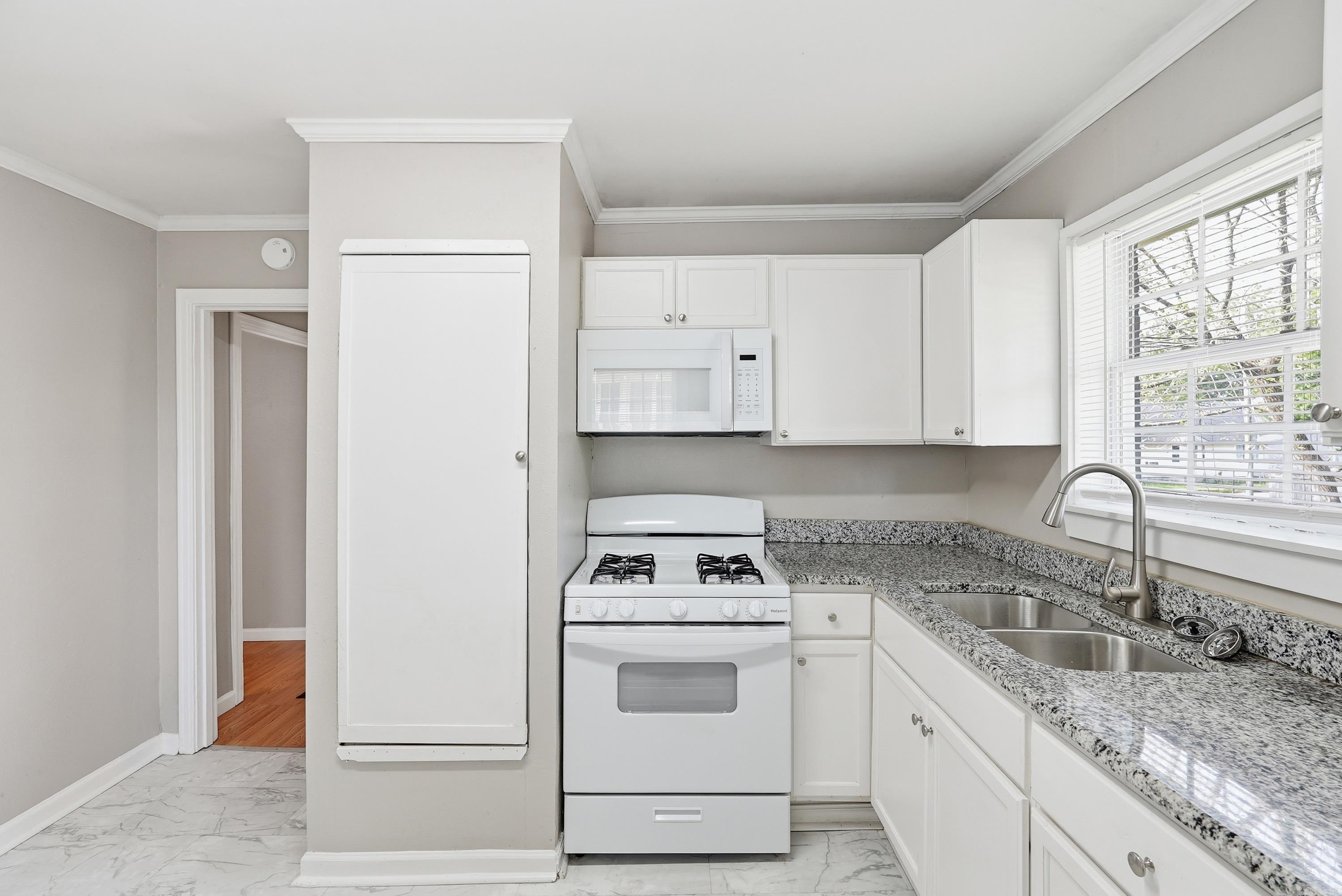 Centenial - Residential Lease