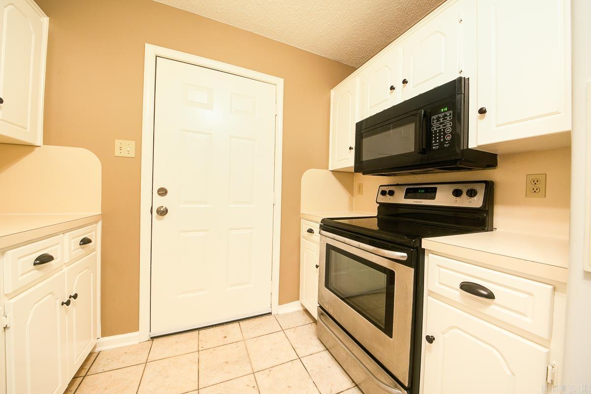 Towering Oaks - Residential Lease