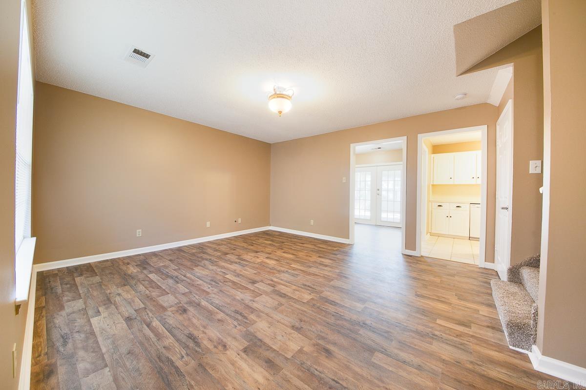 Towering Oaks - Residential Lease