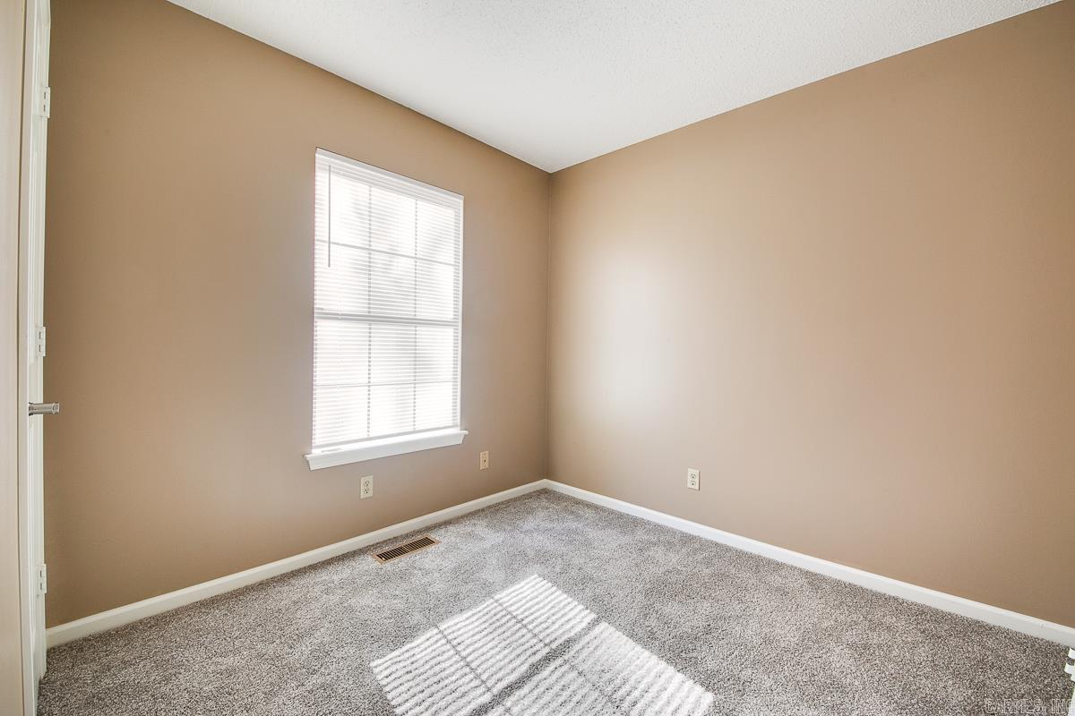 Towering Oaks - Residential Lease